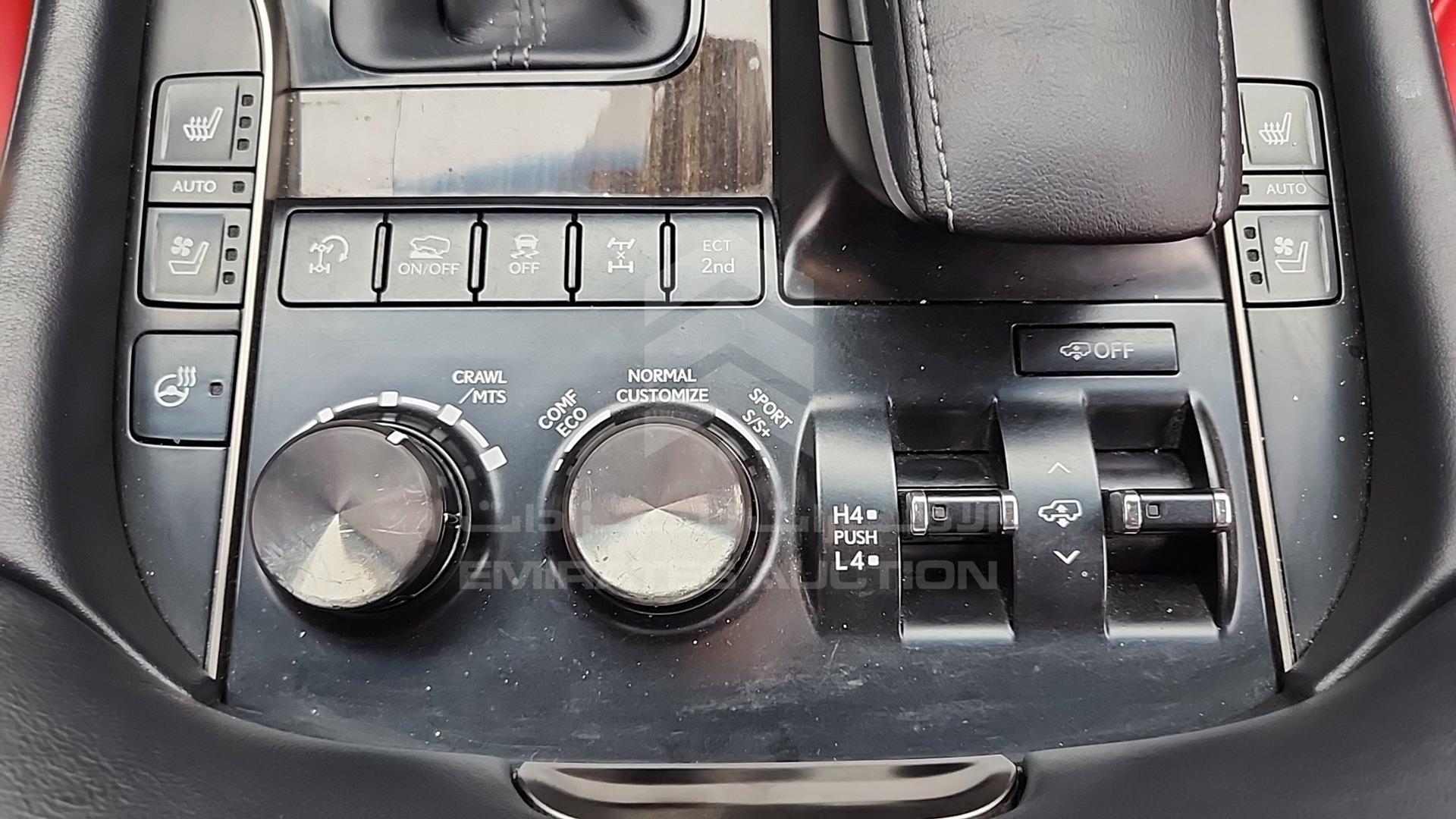 2020 LEXUS LX 570 VIN: JTJHY00W8L4331290