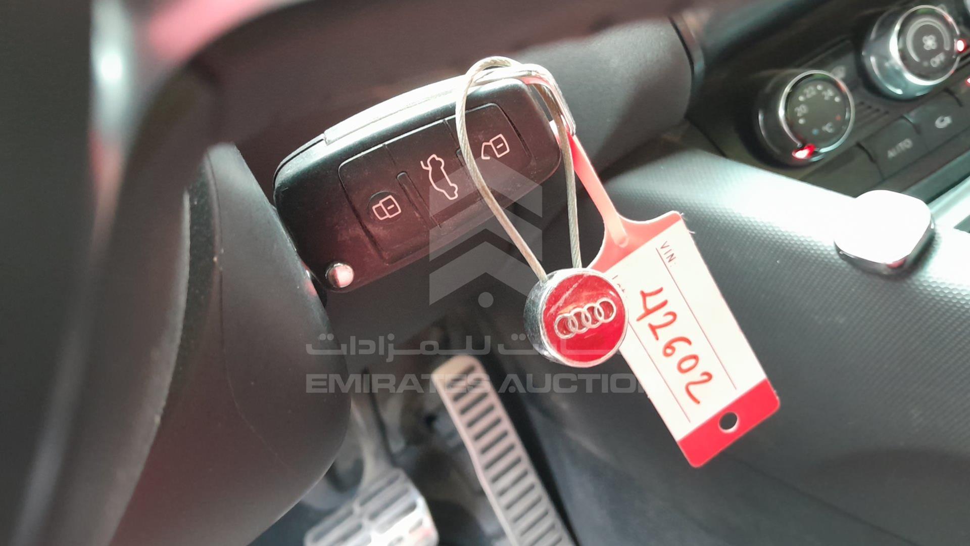 0 AUDI TT VIN: TRUAF28J491023886