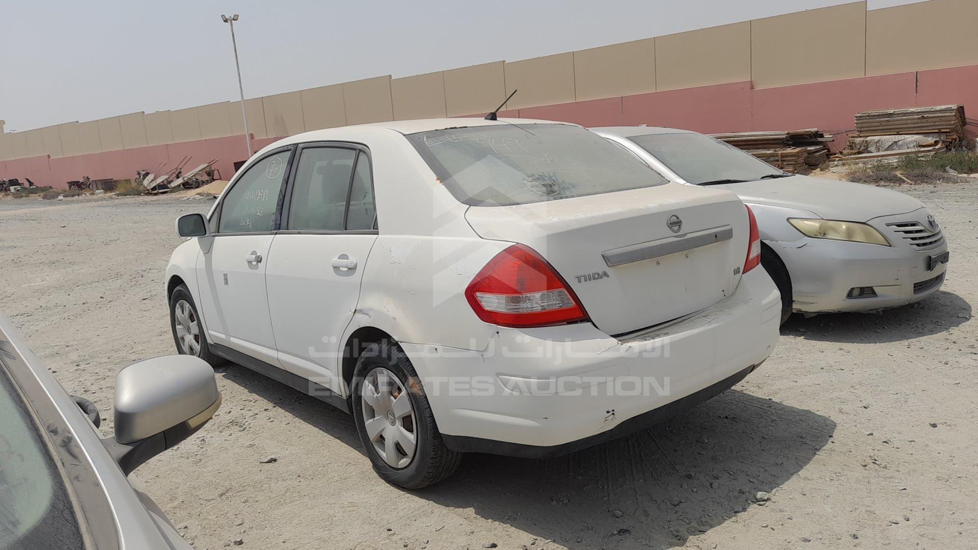 2011 NISSAN TIIDA VIN: 3N1BC1A69BK198472