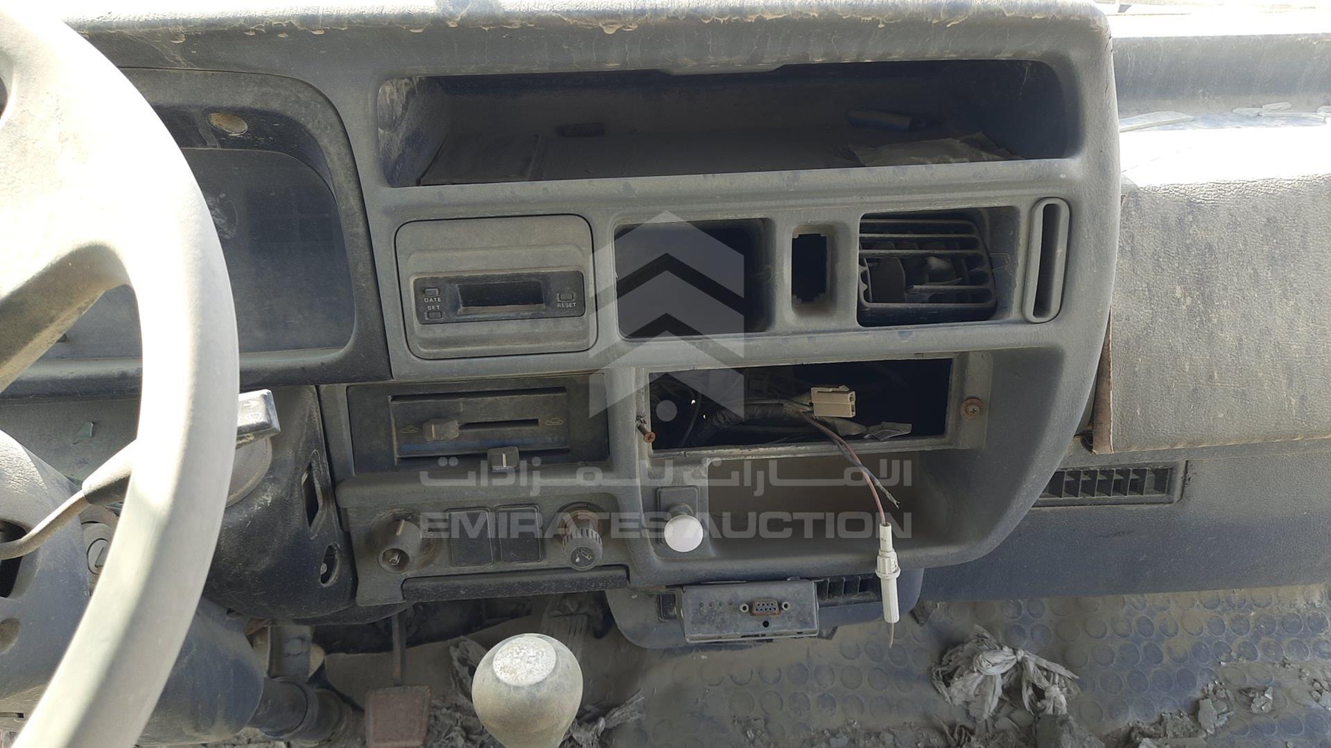 1998 MAZDA BUS VIN: JM1SR22E7W0103878