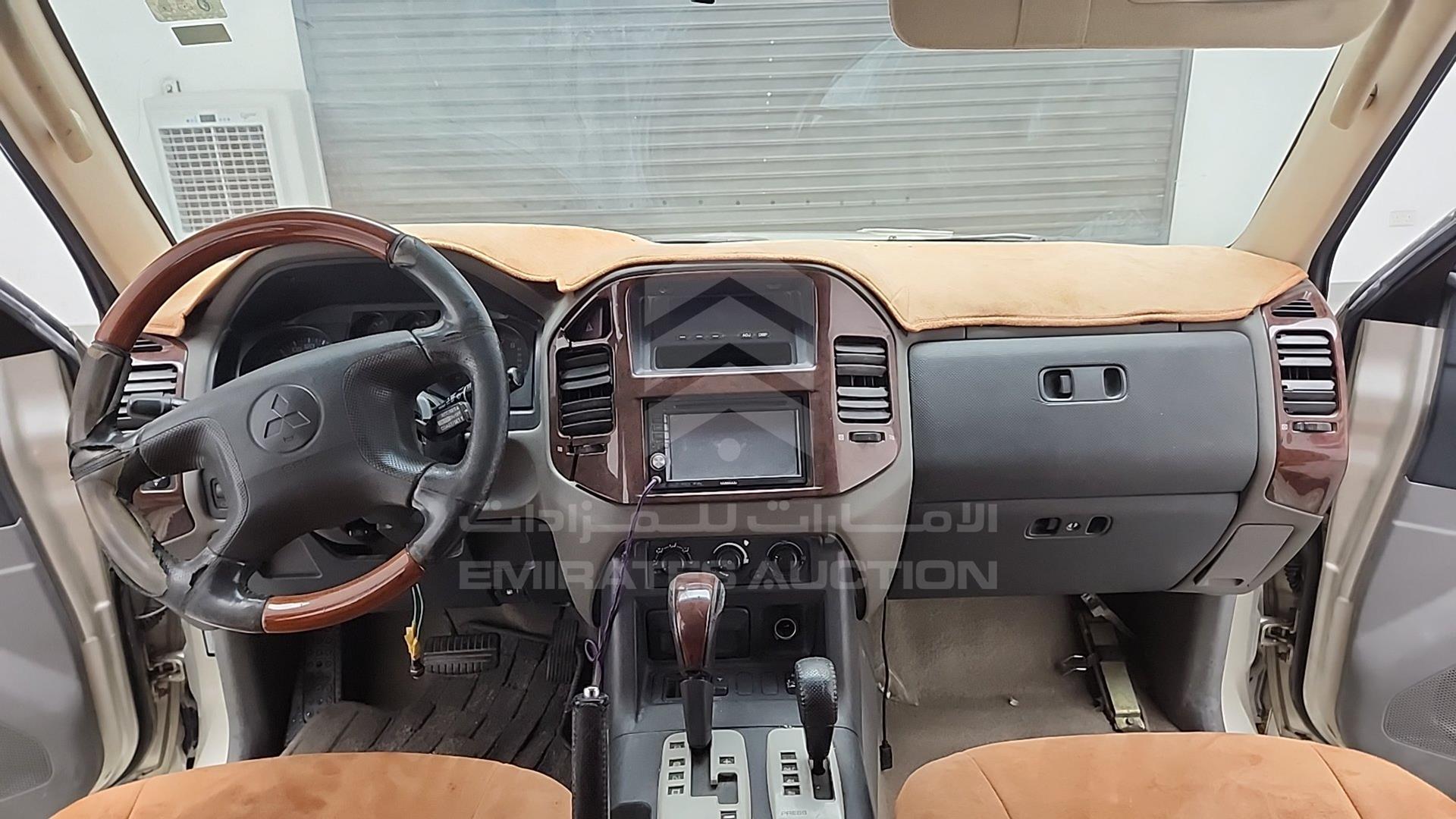 2007 MITSUBISHI PAJERO VIN: JMYLRV73W7J700766