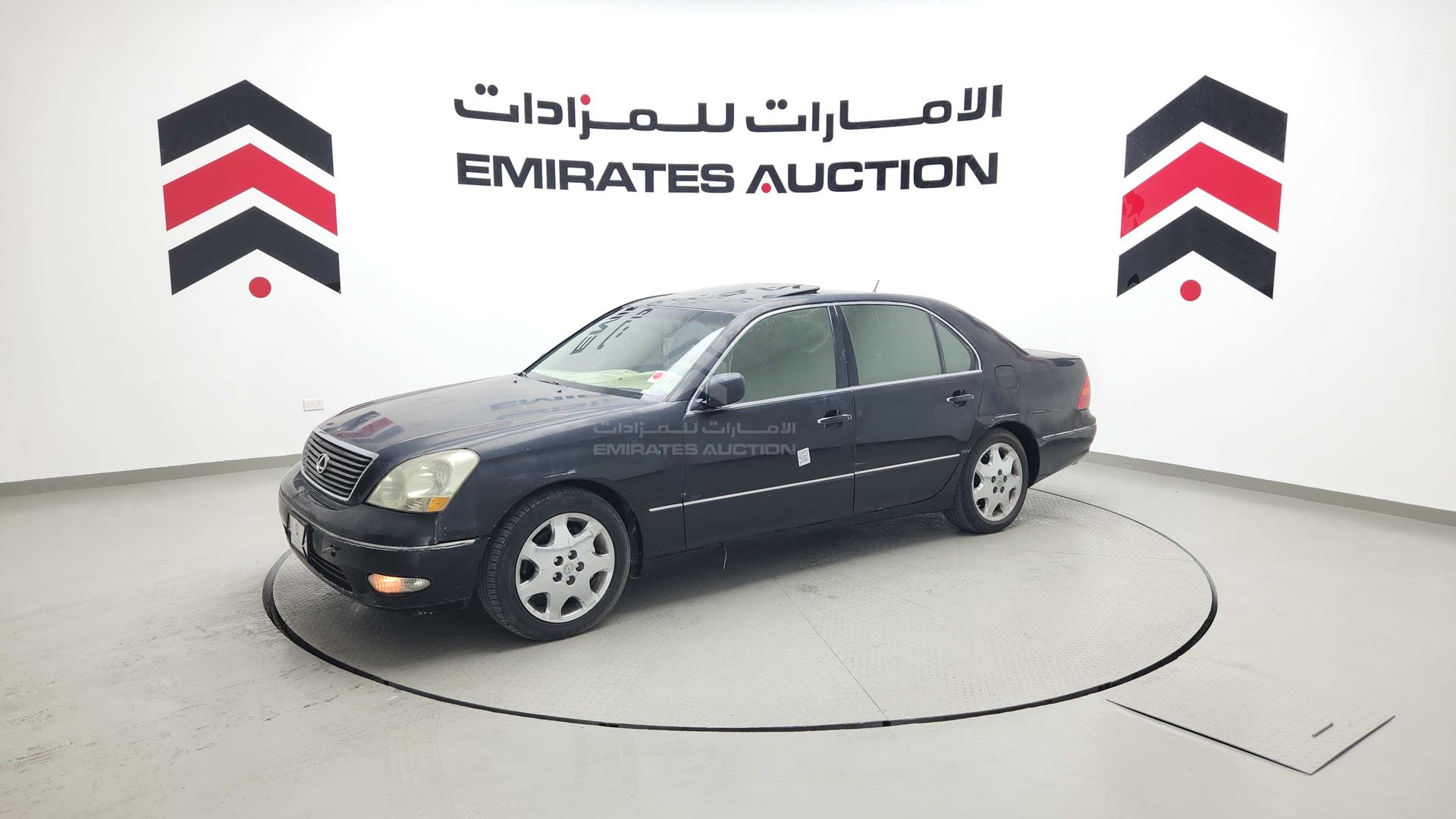 2001 LEXUS LS 430 VIN: JTHBN30F910017640
