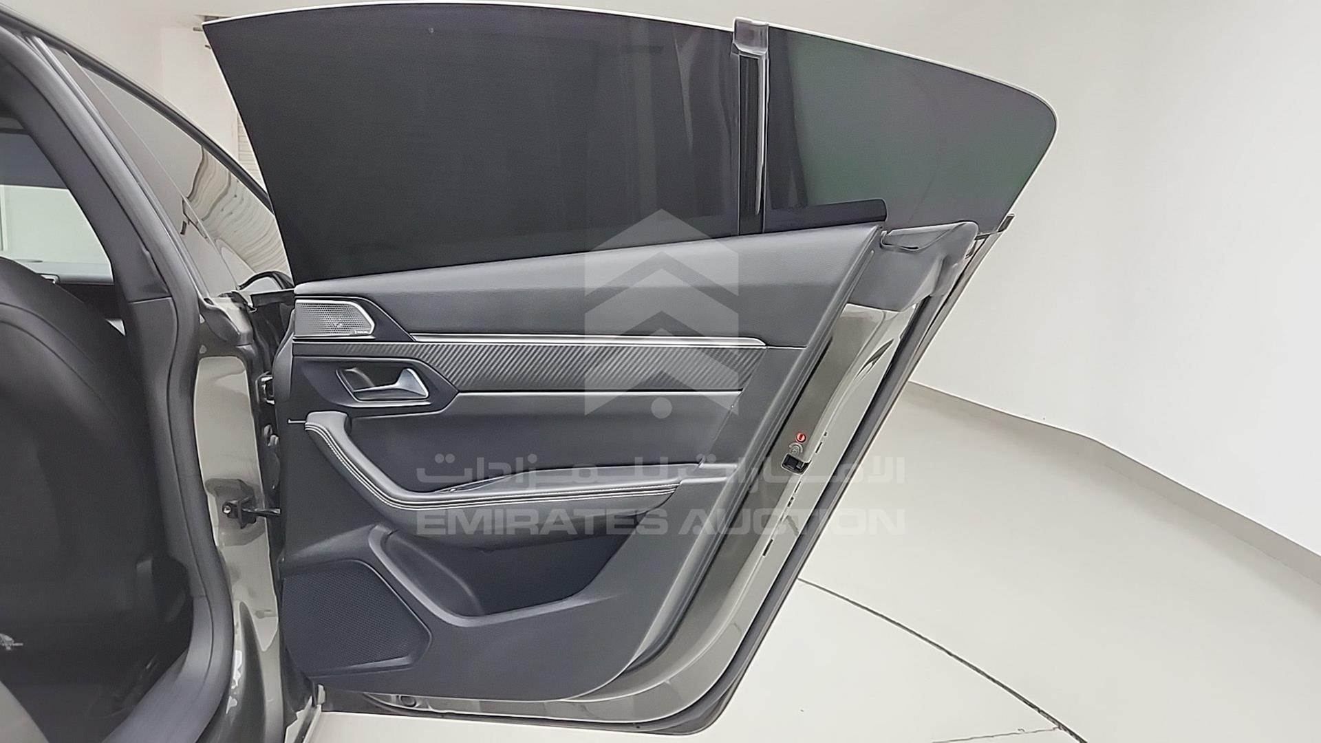 2019 PEUGEOT 508 VIN: VR3F35GY8KY027833