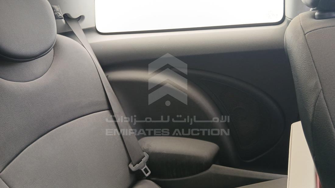 ميني كوبر 2009 — الباب الخلفي الأيسر — صورة 18