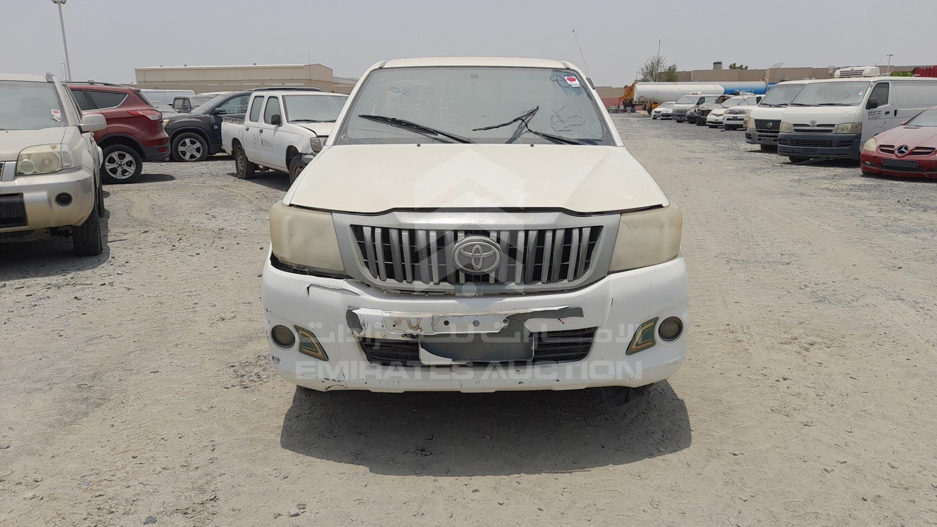 2014 TOYOTA HILUX VIN: MR0CW12G4E0033457