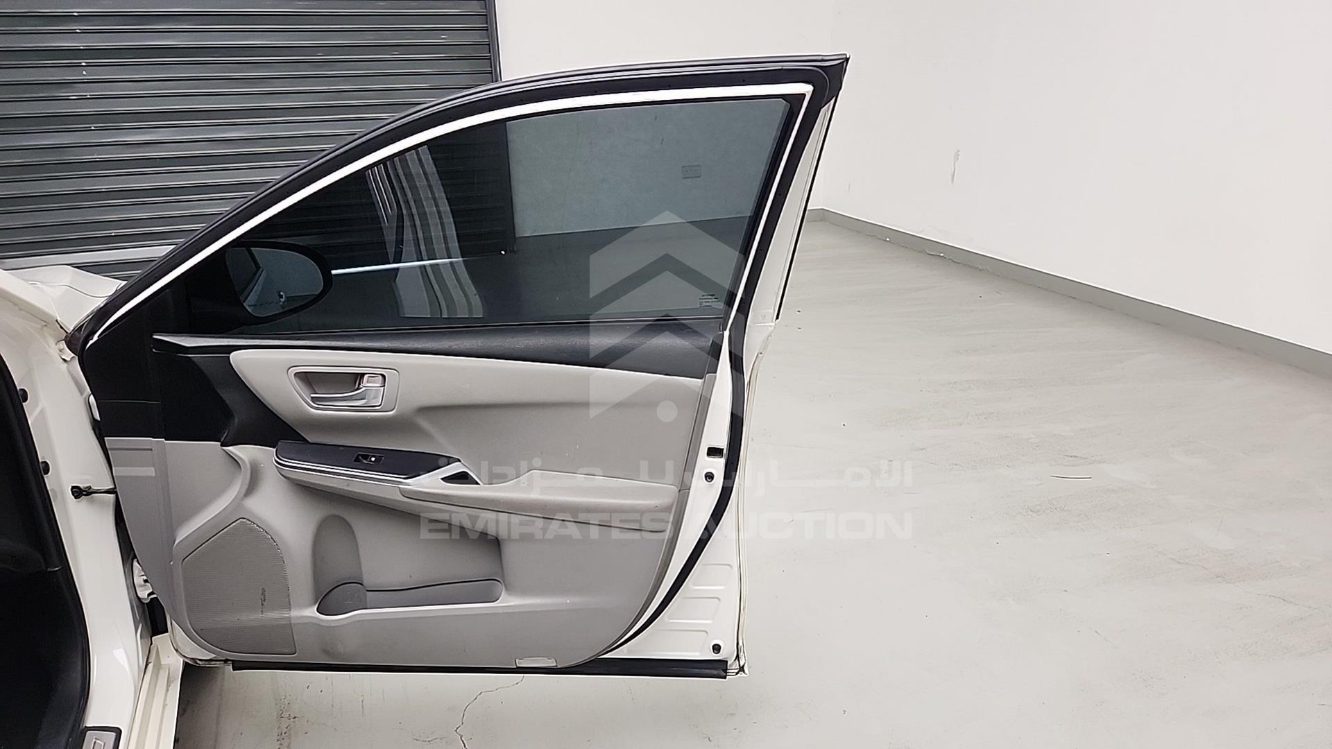2016 TOYOTA CAMRY VIN: 4T1BF1FK6GU961108