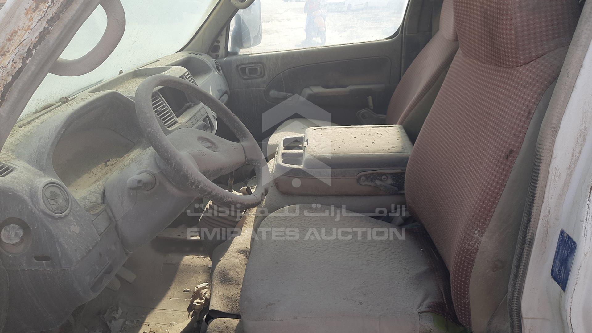 2004 NISSAN URVAN VIN: JN6FE52S94X406652