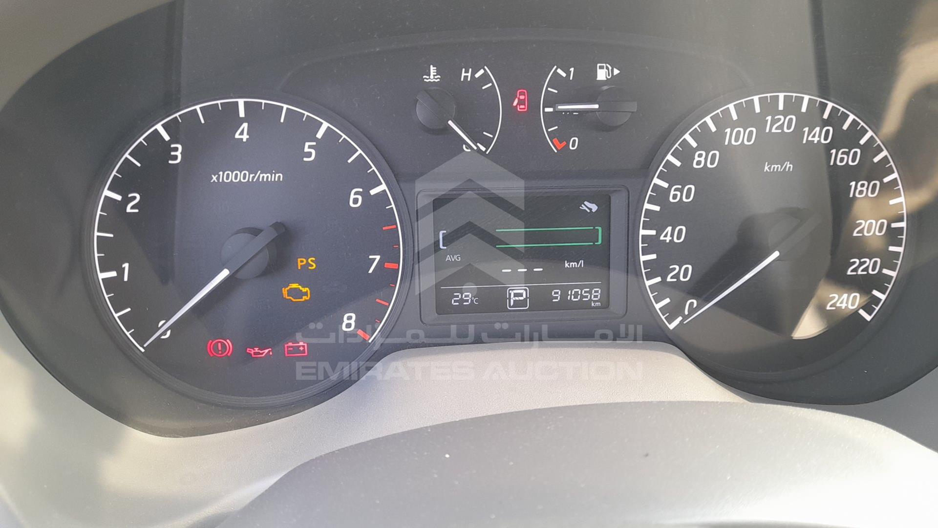 2015 NISSAN TIIDA VIN: MNTBC2C92F6008234