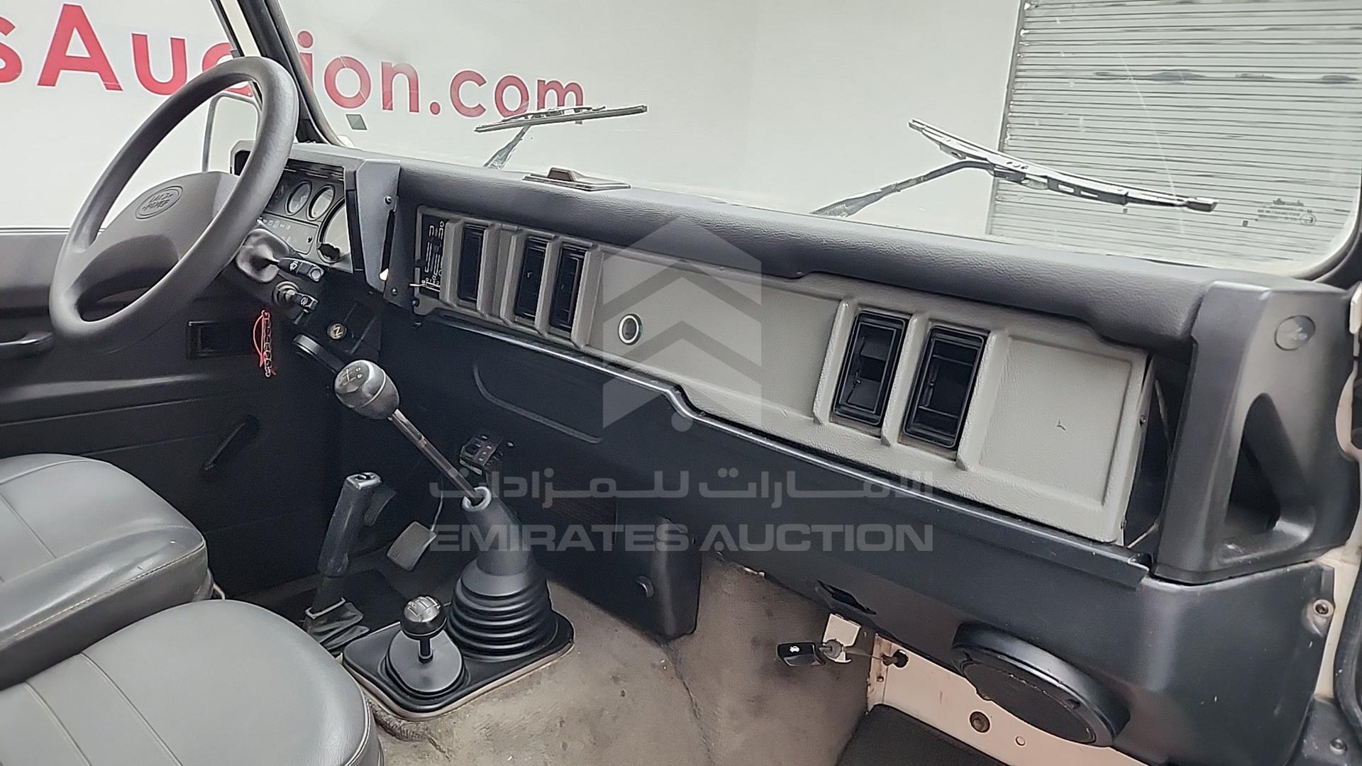 1994 LAND ROVER DEFENDER VIN: SALLDHAV8MA947261