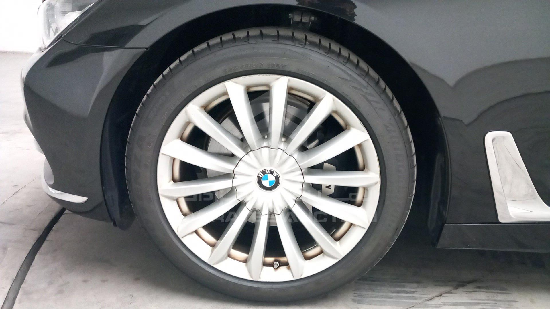 2016 BMW 730 LI VIN: WBA7E0100GG611658