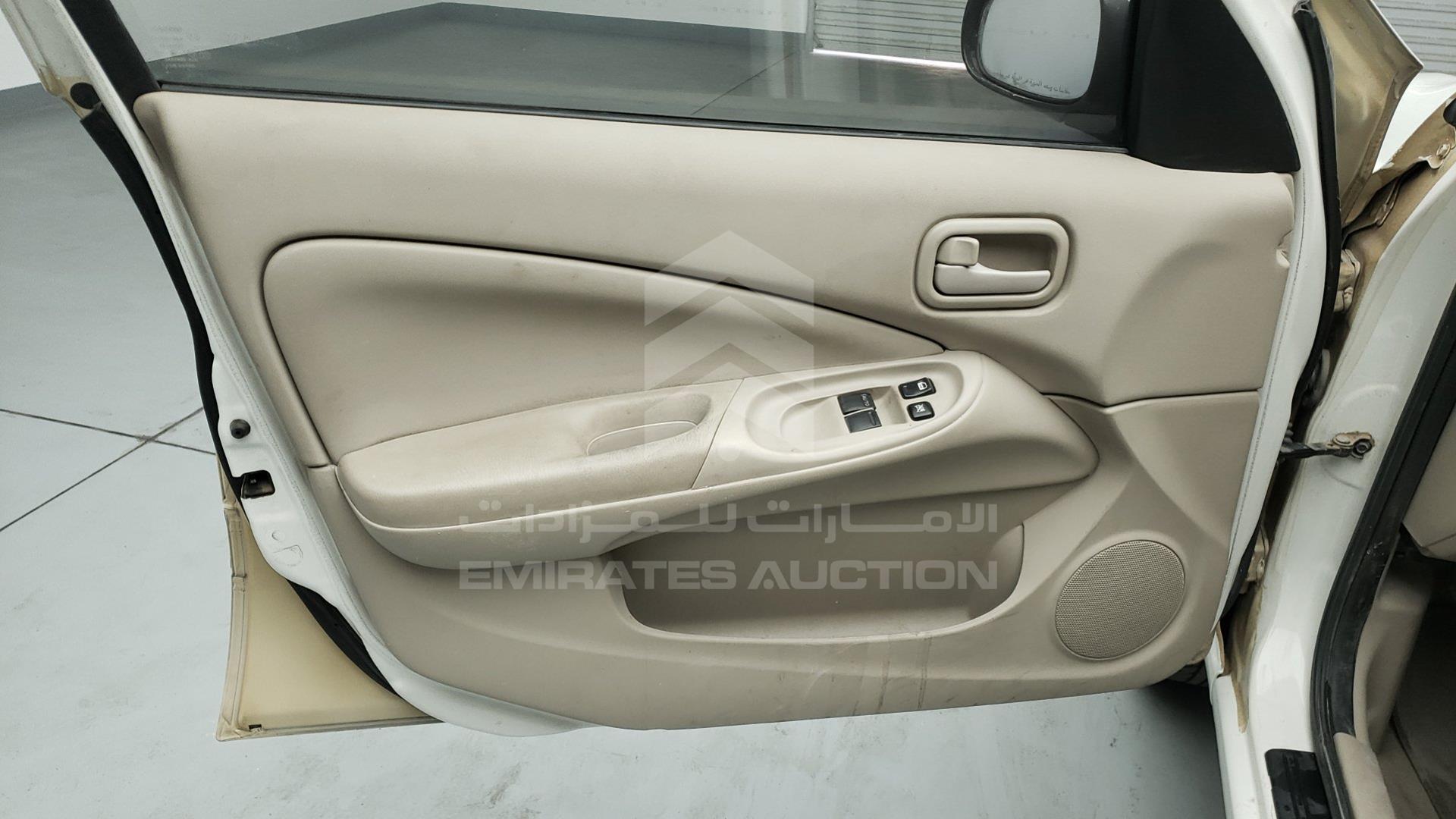 2010 NISSAN SUNNY VIN: JN1FN61C9AW206152