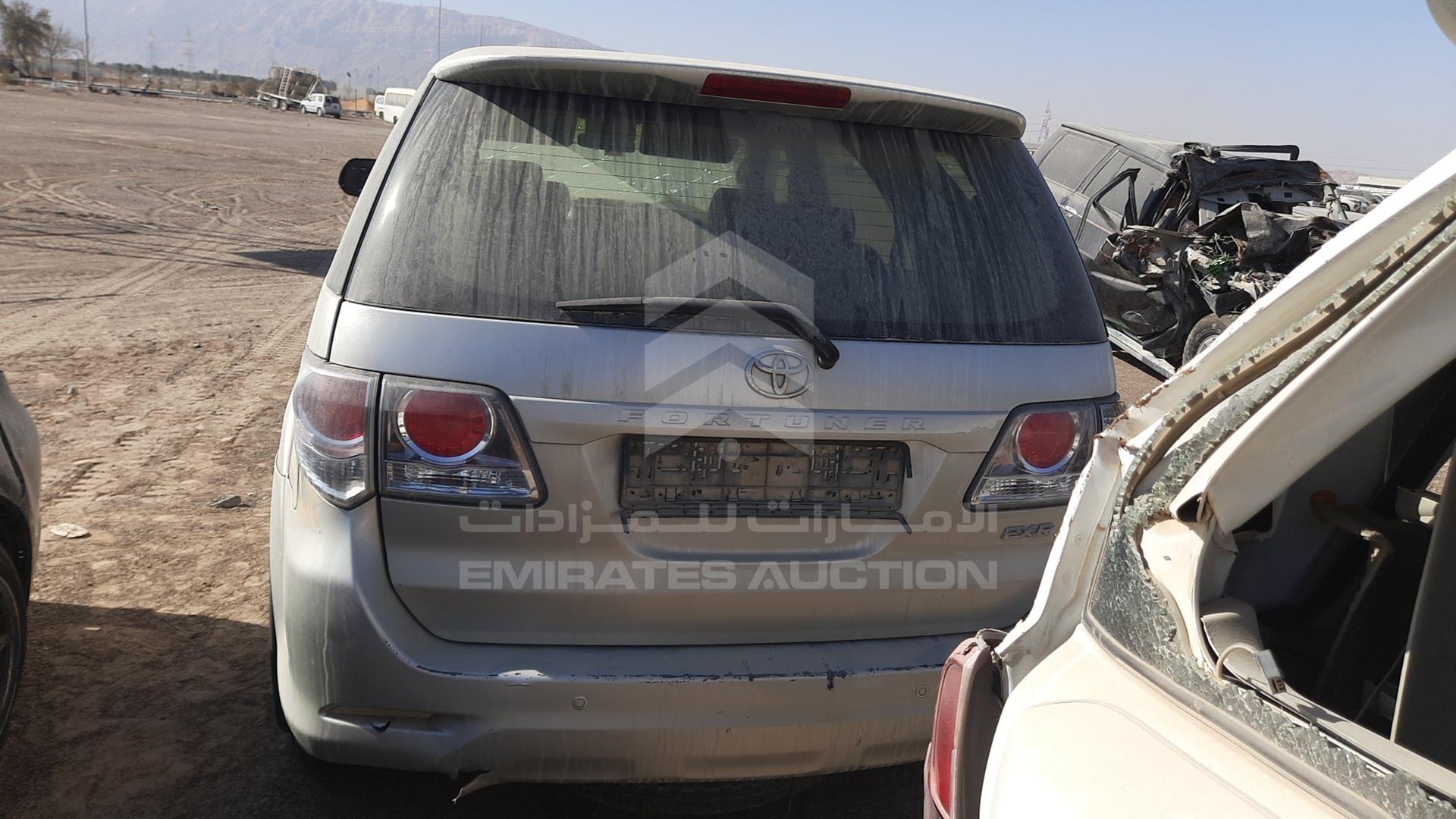 2014 TOYOTA FORTUNER VIN: MHFYX59G4E8061828