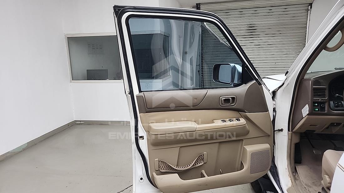 2002 Nissan Patrol — Front Left Door — Photo 12