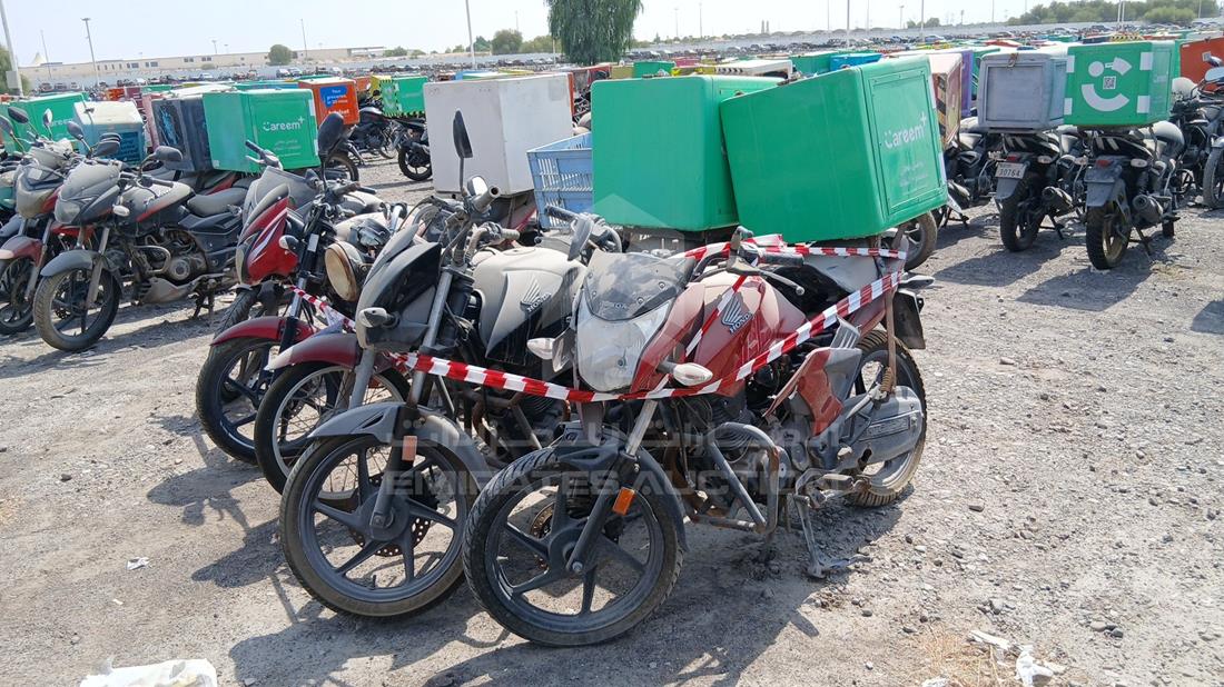 5 Motorbikes — Front Left Angle — Photo 7