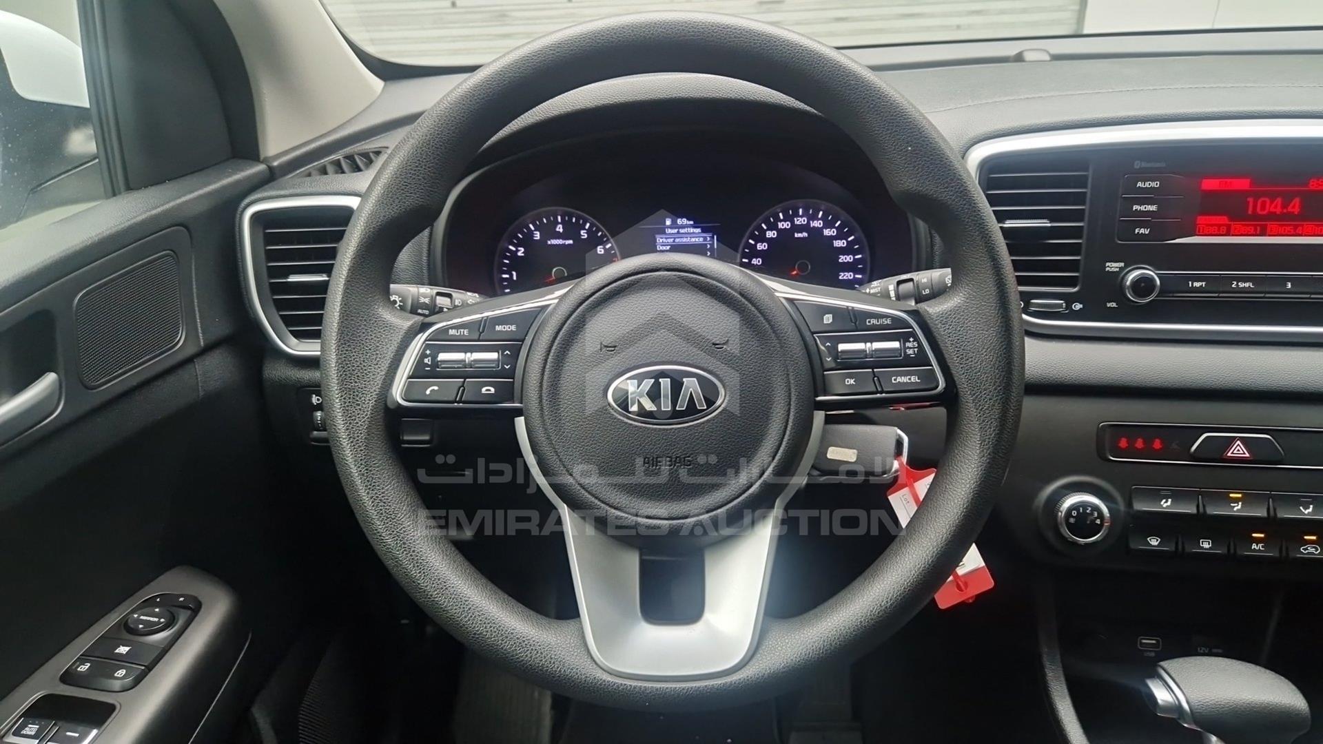 2020 KIA SPORTAGE VIN: U5YPG81C9LL832279