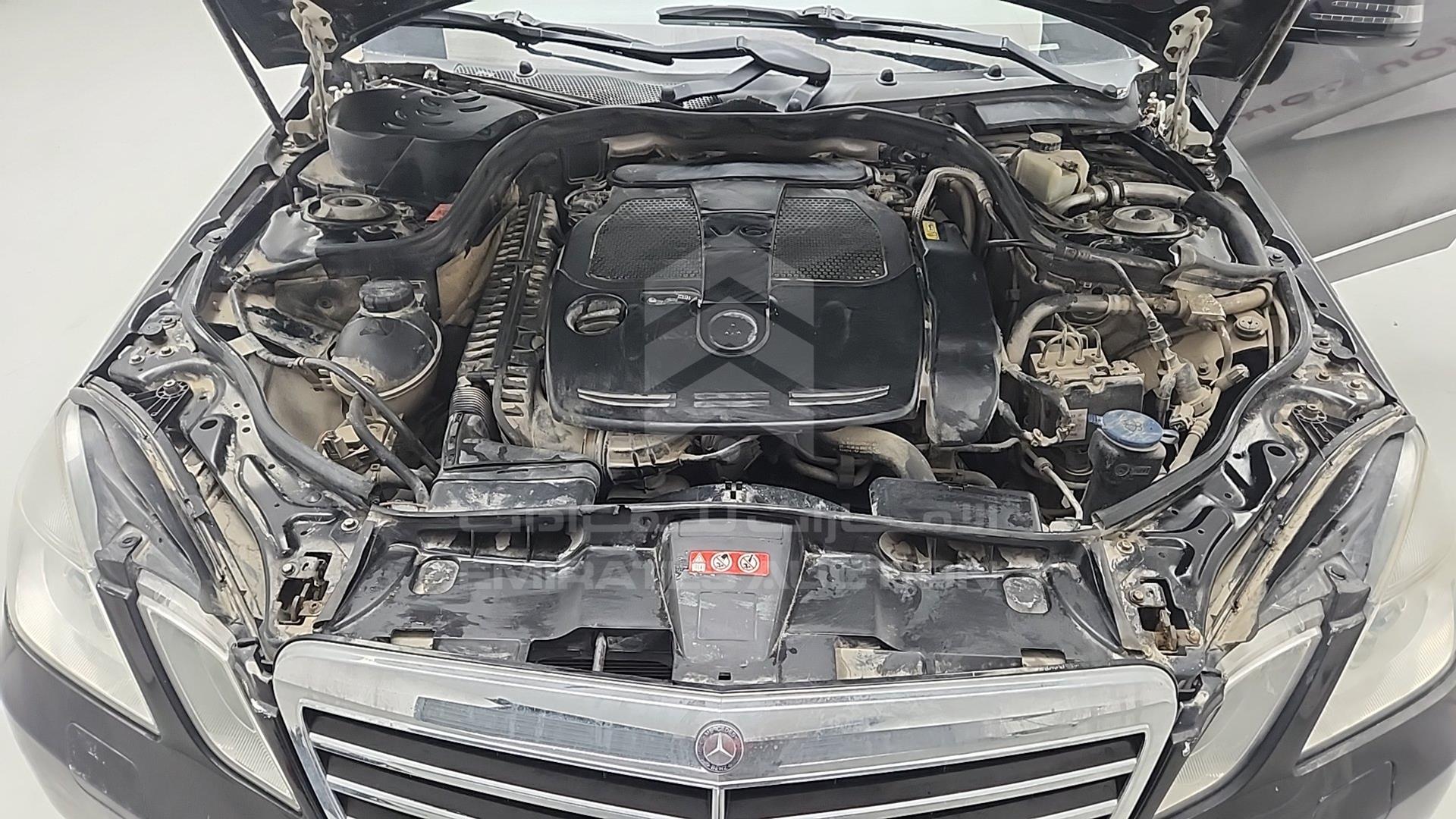 2012 MERCEDES E350 VIN: WDDHF5KB1CA554231