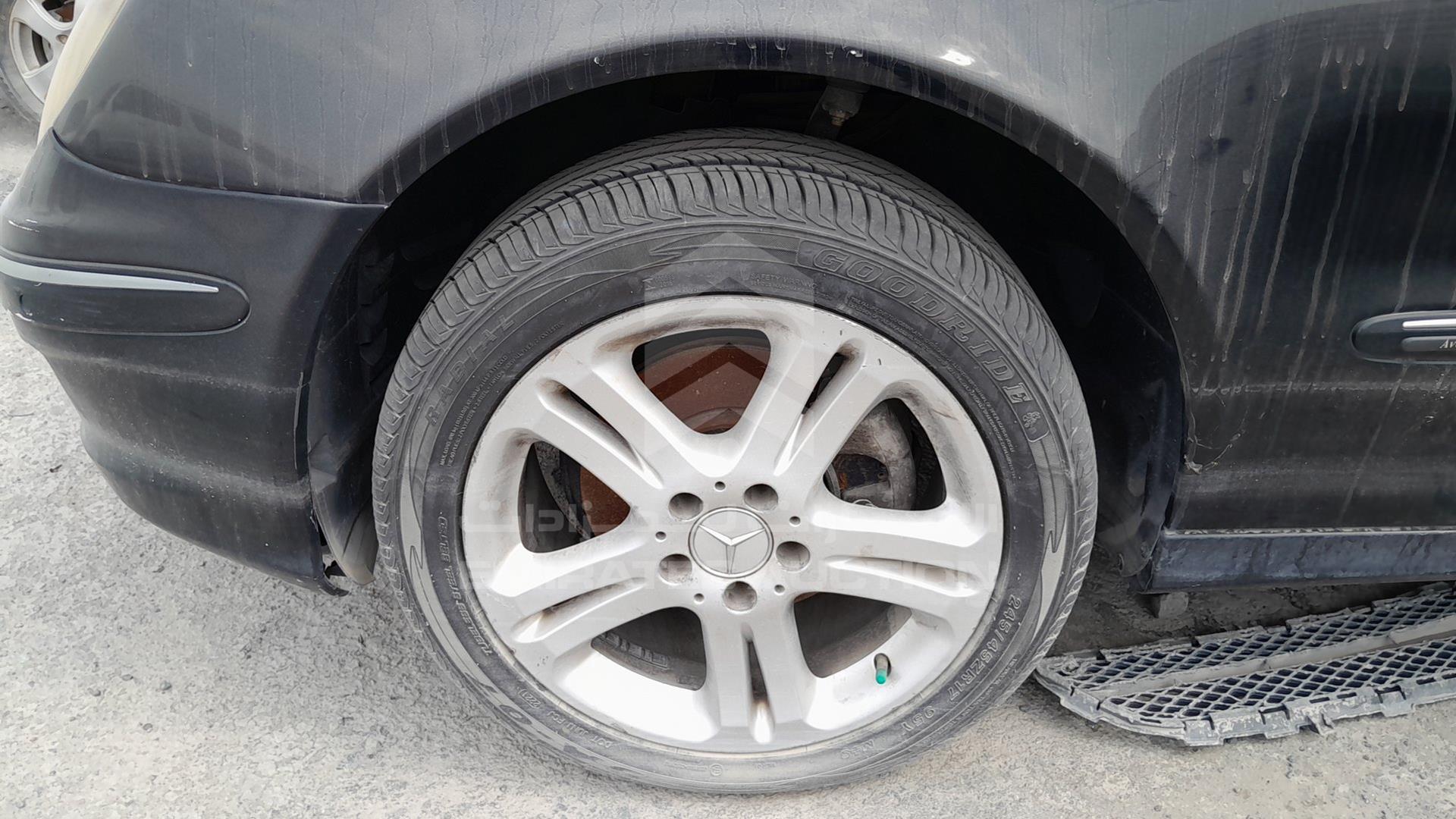 2007 MERCEDES E 200 VIN: WDBUF41X17B139778