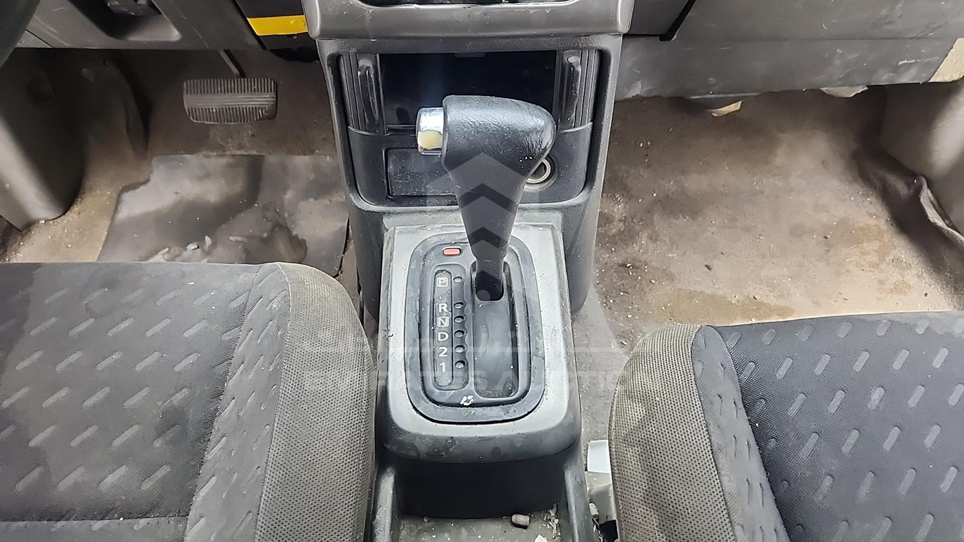 2013 NISSAN X-TRAIL VIN: JN8BT0TY8DW000224