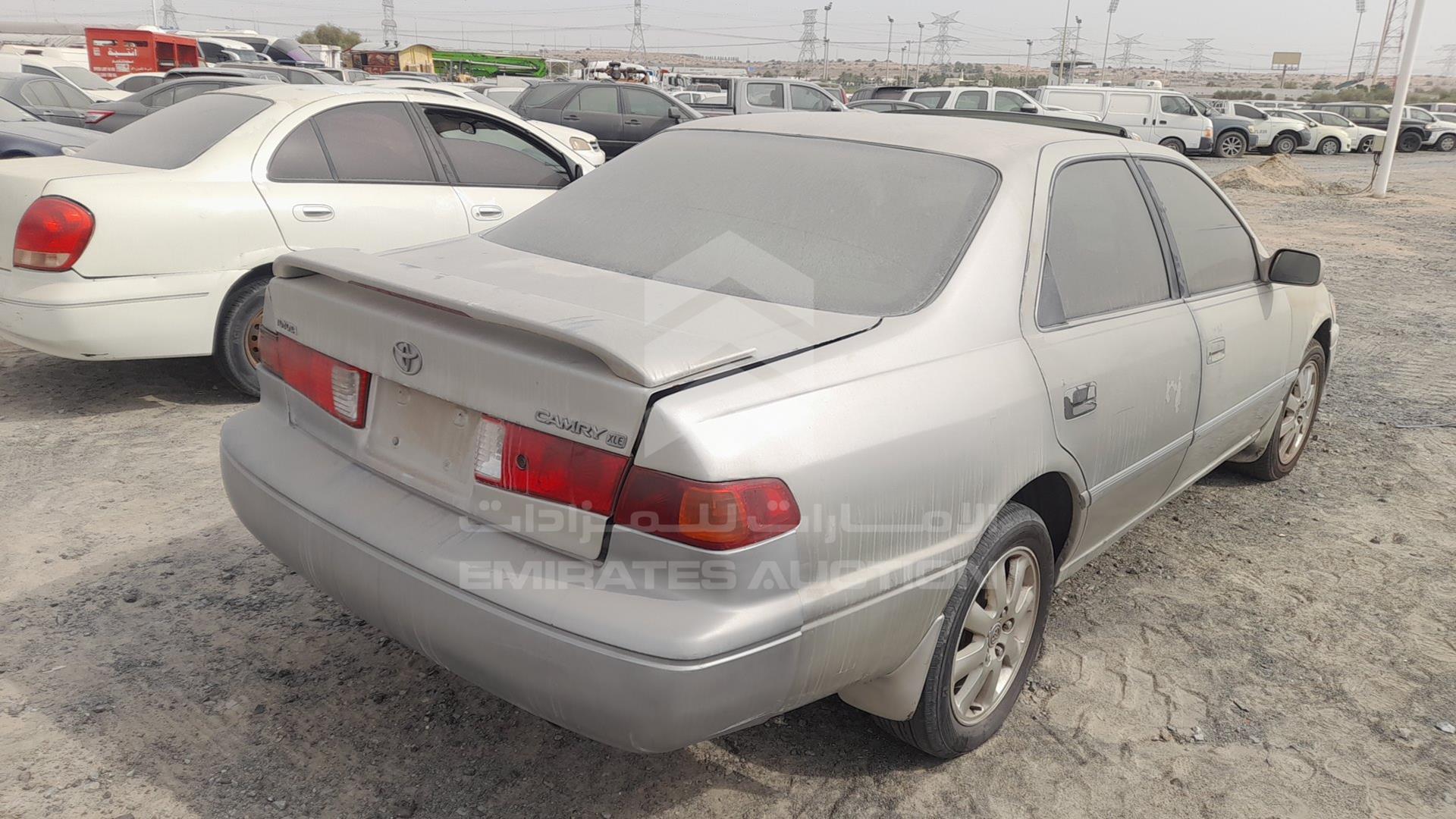 2001 TOYOTA CAMRY VIN: 4T1BG28K21U073561