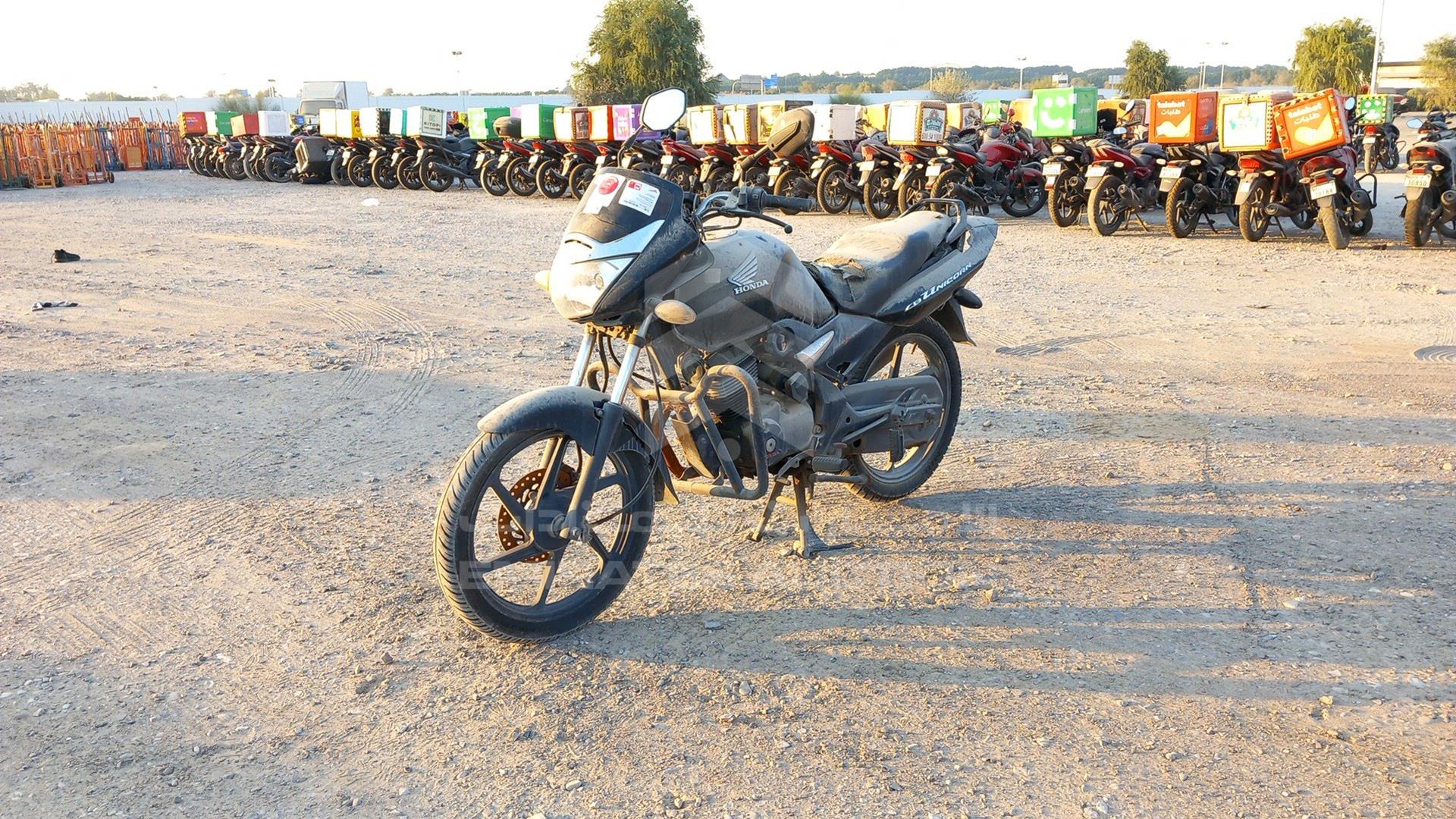 2017 HONDA UNICORN VIN: ME4KC311EH8037004