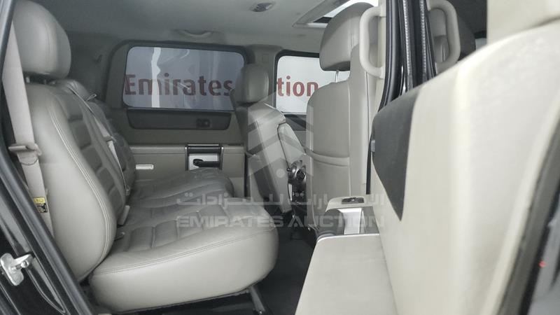 5GRGN23U74H103352 Auction: EmiratesAuction Lot: 404918 5GRGN23U74H103352 Hummer H2 2004 BLACK Photo 25