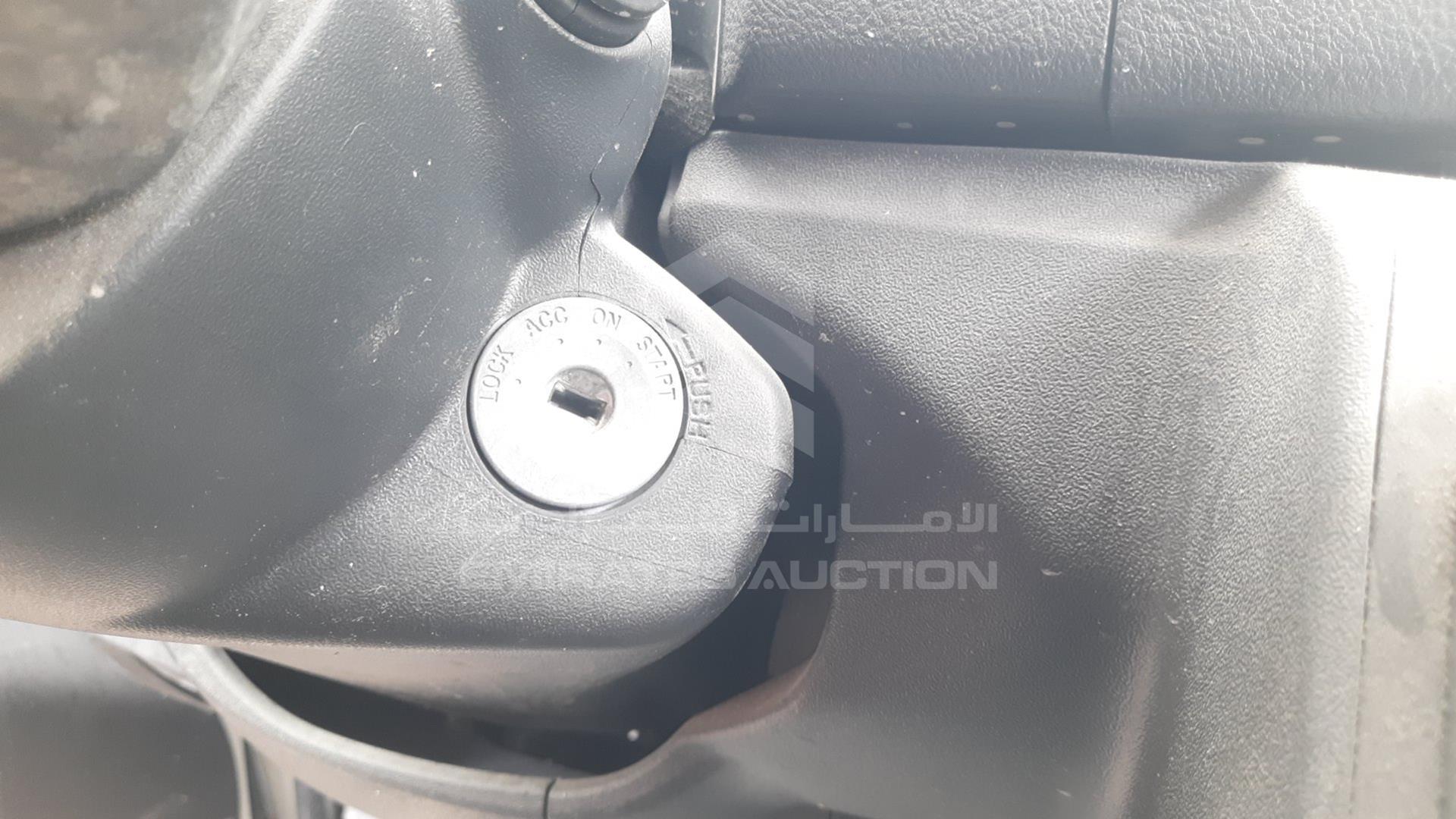 0 TOYOTA HIACE VIN: JTFHX02P7P0127998