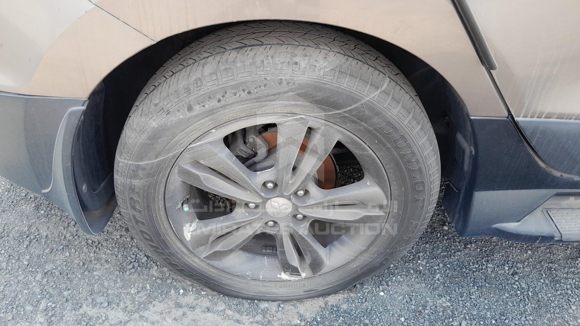 2012 HYUNDAI TUCSON VIN: KMHJT81B8CU444021
