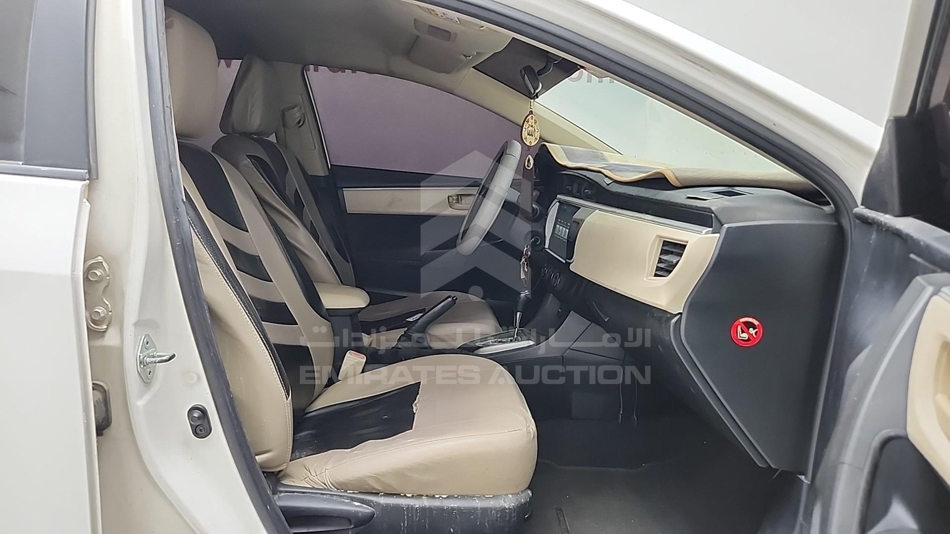 2015 TOYOTA COROLLA VIN: RKLBB9HE7F5043563