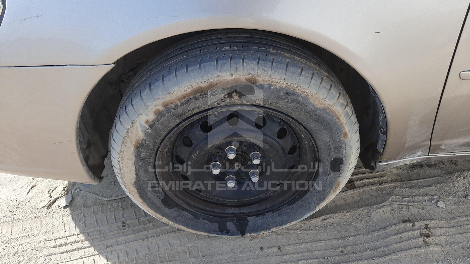 2000 TOYOTA AVALON VIN: 4T1BF28B5YU024271