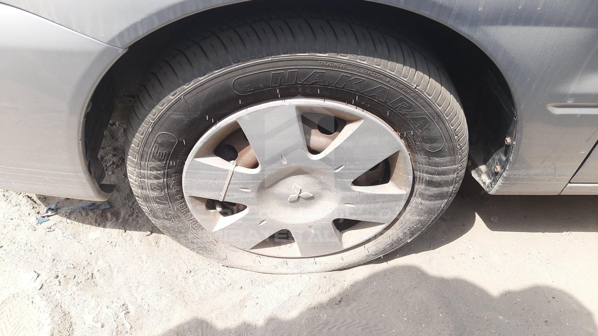 2007 MITSUBISHI LANCER VIN: JMYSRCS1A7U720544