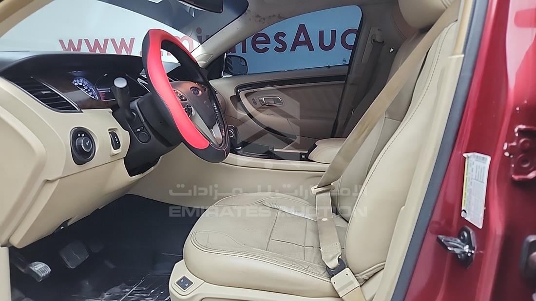 2015 Ford Taurus — Front Left Driver Seat View — Photo 11