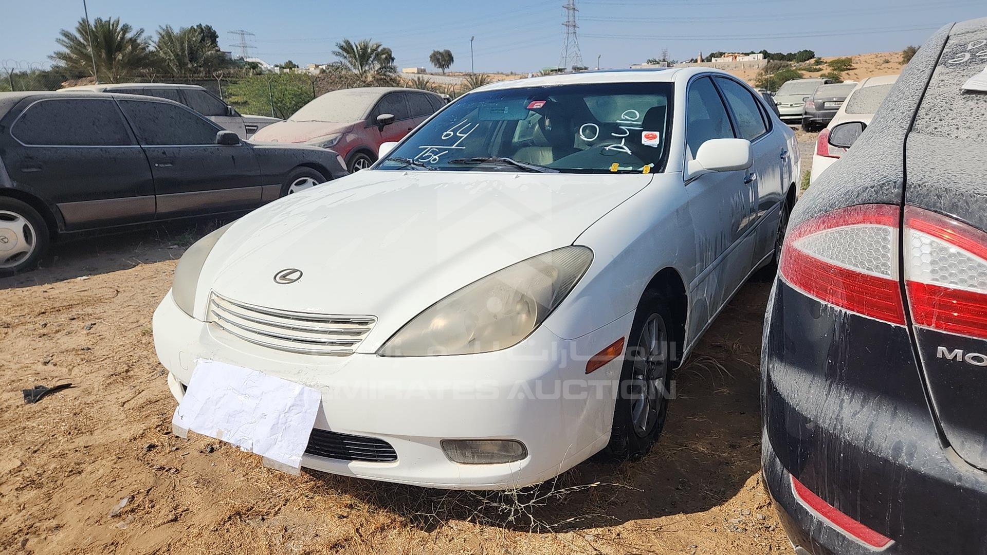 2004 LEXUS ES 330 VIN: JTHBA30GX40014030