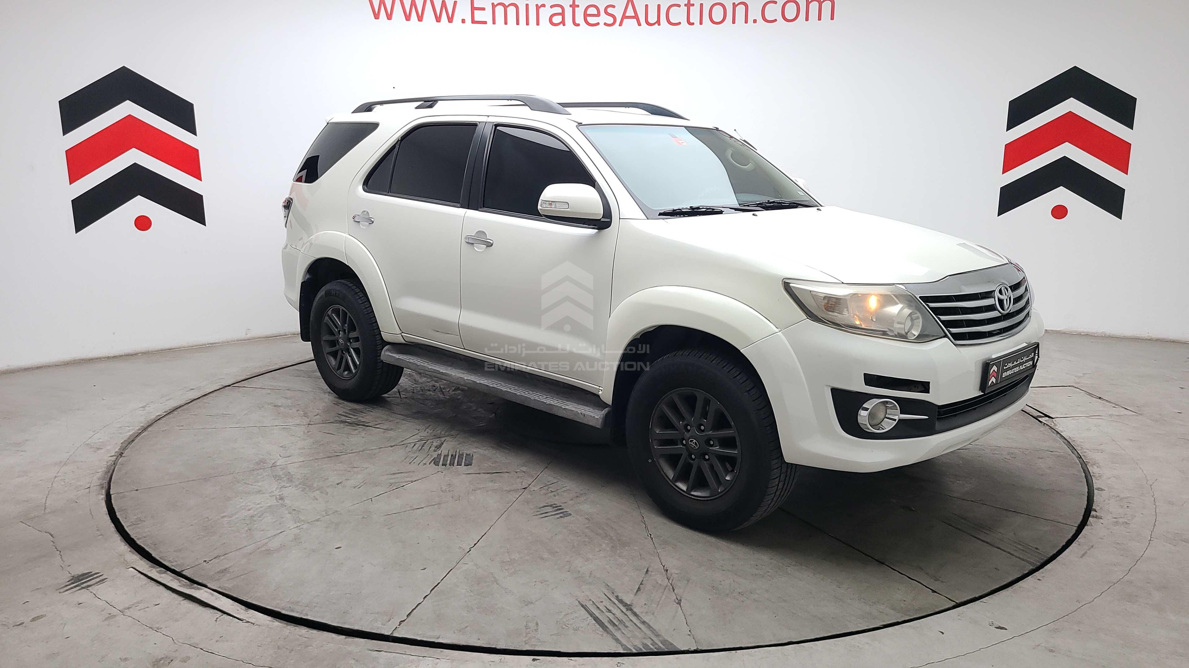 MHFYU59G9F7040120 - 2015 Toyota Fortuner - #460919