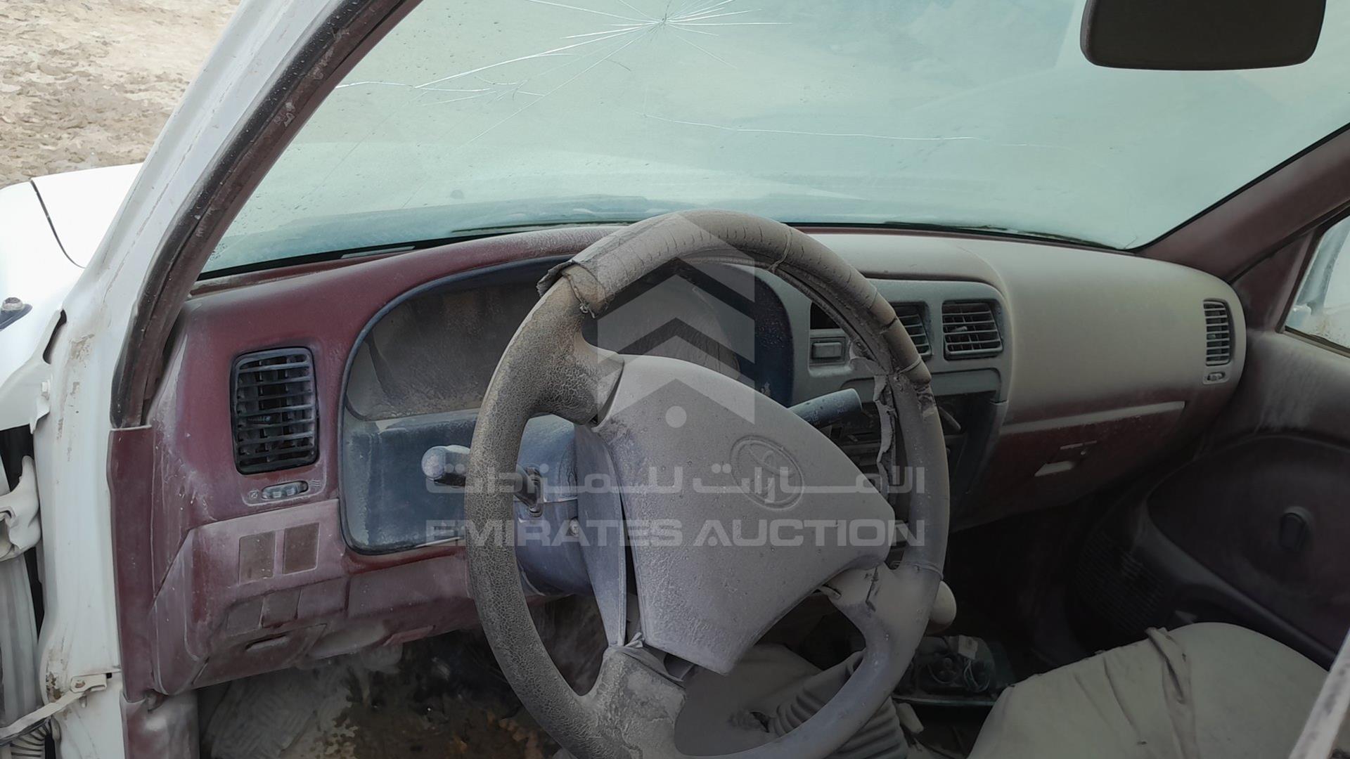 2004 TOYOTA PICK UP VIN: JTFEM426240146092