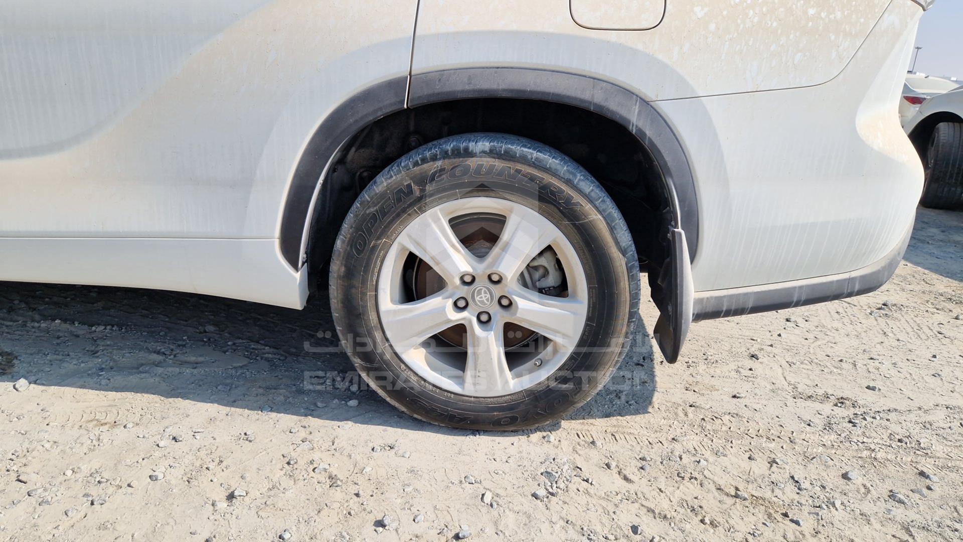2022 TOYOTA HIGHLANDER VIN: 5TDLB3CH7NS088561