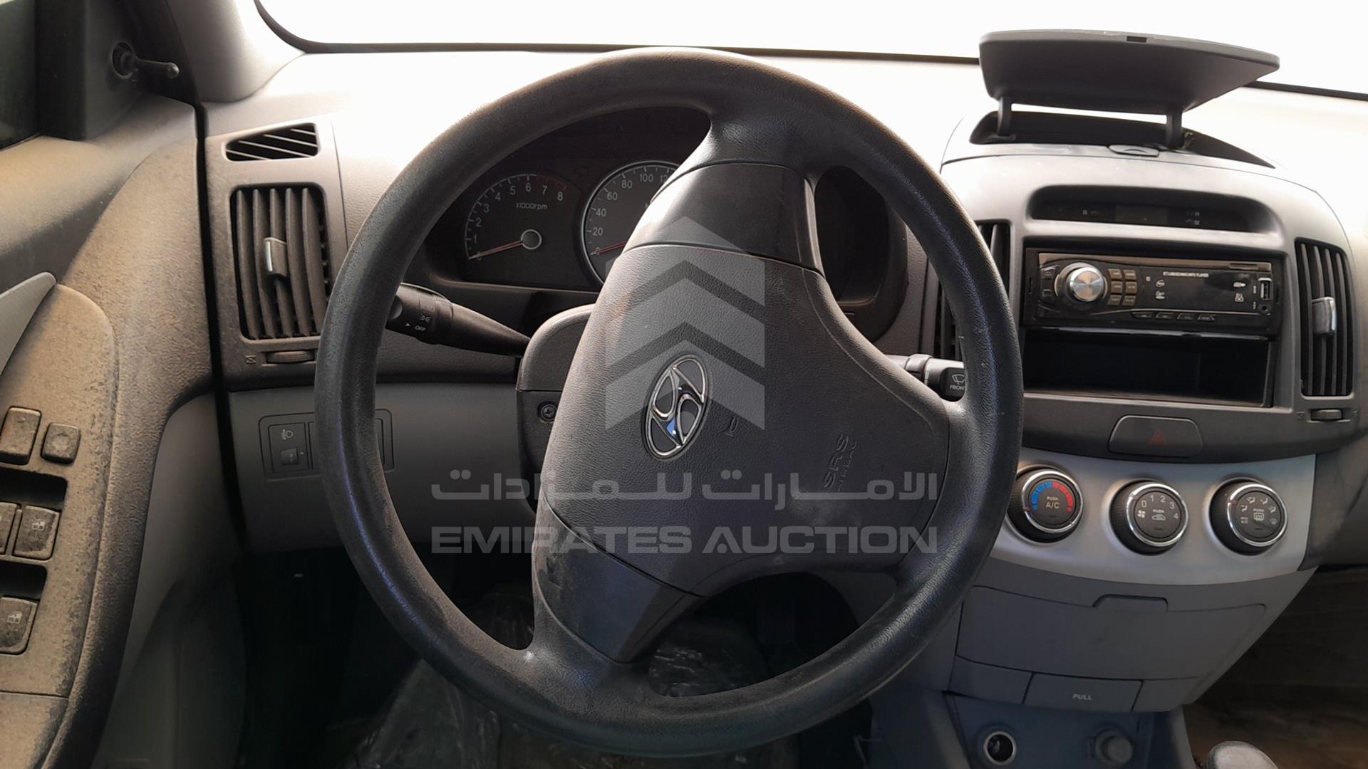 0 HYUNDAI ELANTRA VIN: KMHDT41B69U522603