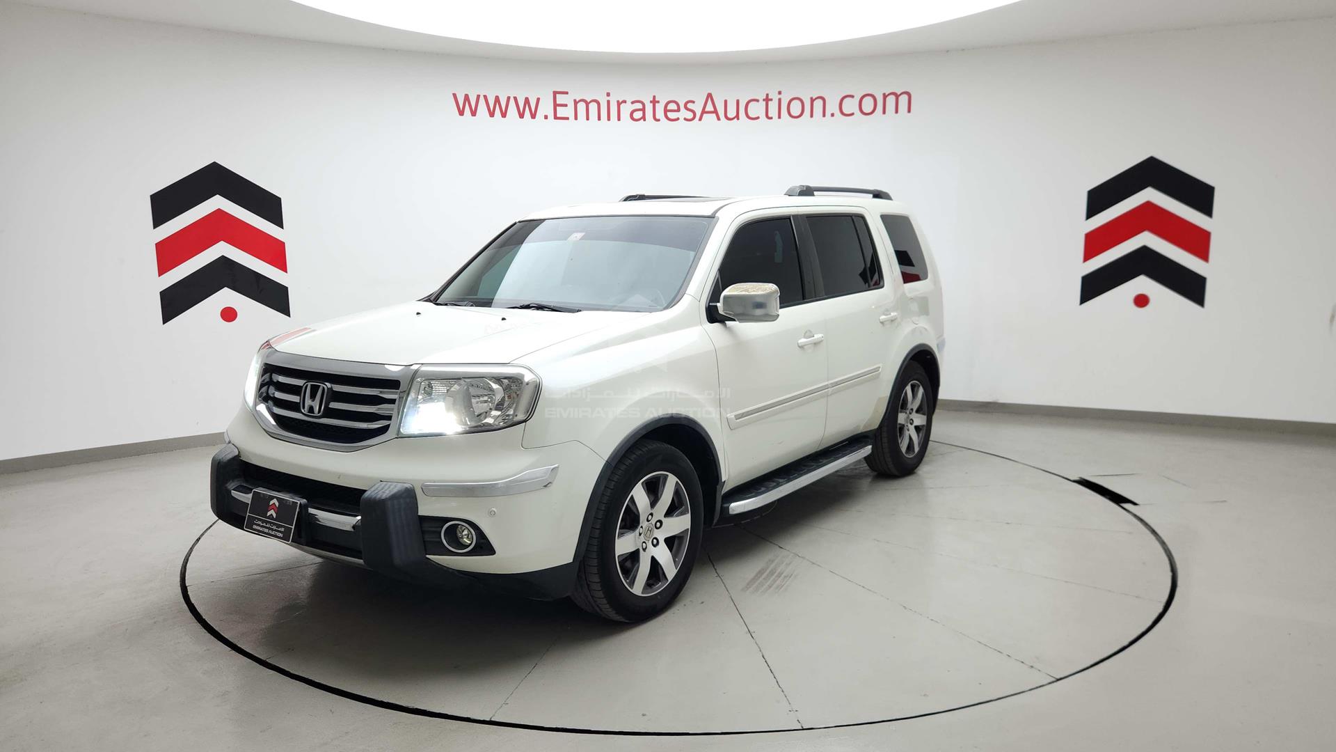 2015 HONDA PILOT VIN: 5FNYF4881FB701658