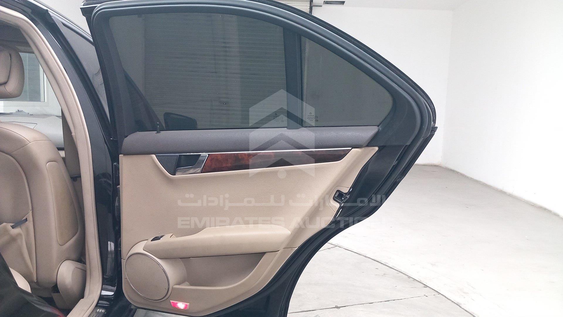 2010 MERCEDES C 300 VIN: WDDGF8BB8AF450400