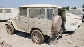 Toyota - Scrap without document — Rear Left Angle — Photo 6 — Thumbnail
