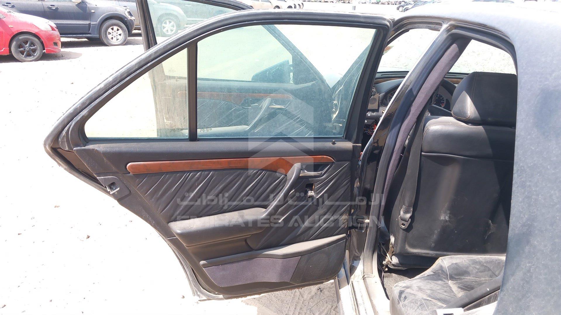 1998 MERCEDES 36 C VIN: WDB2020281F293704
