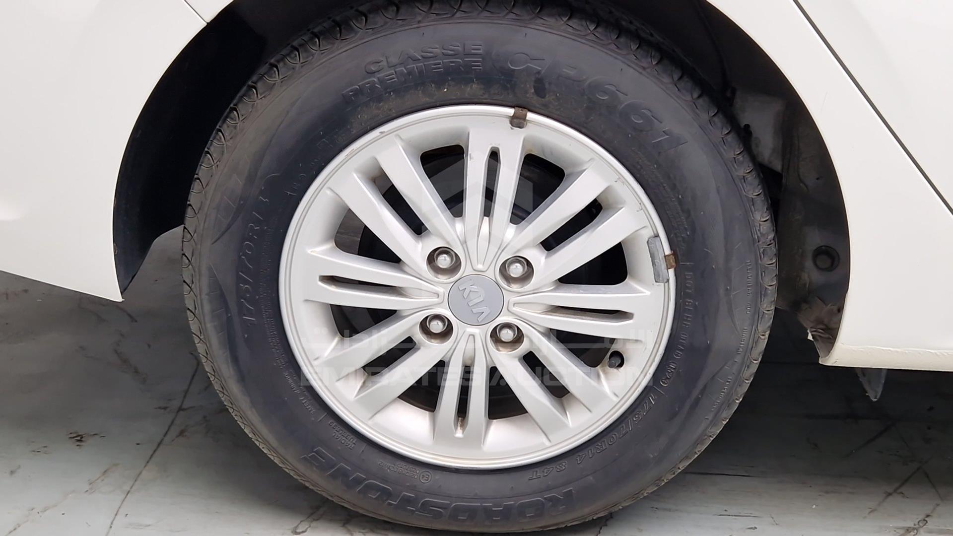 2021 KIA PEGAS VIN: LJD0AA297M0155387