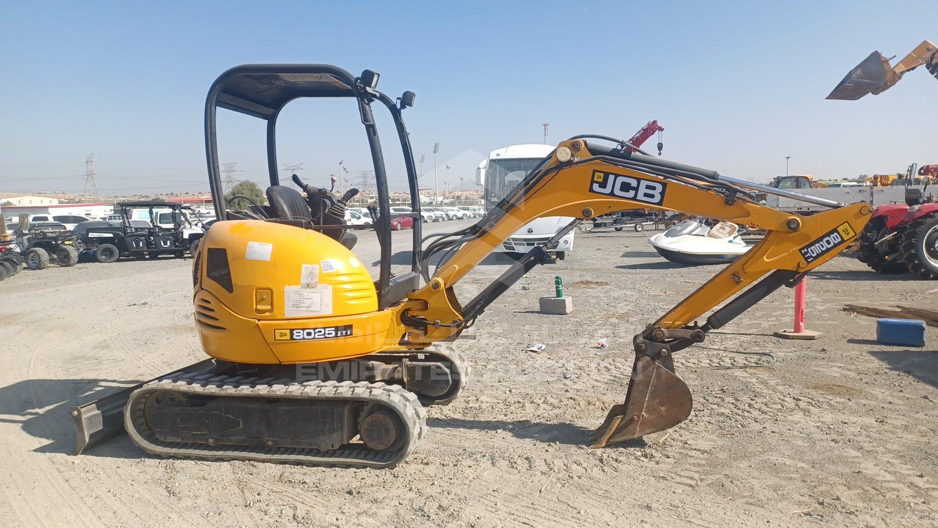 2011 JCB --- VIN: JCB08025P02020131