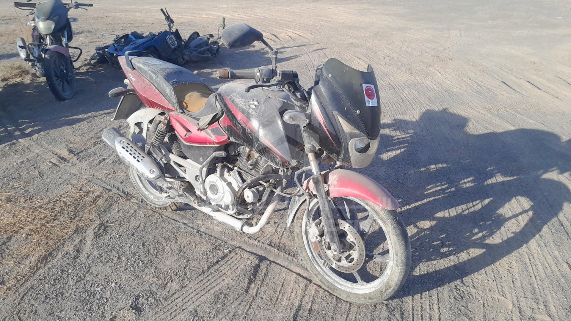 2016 BAJAJ 150 CC VIN: MD2A11CZ6FWF45415