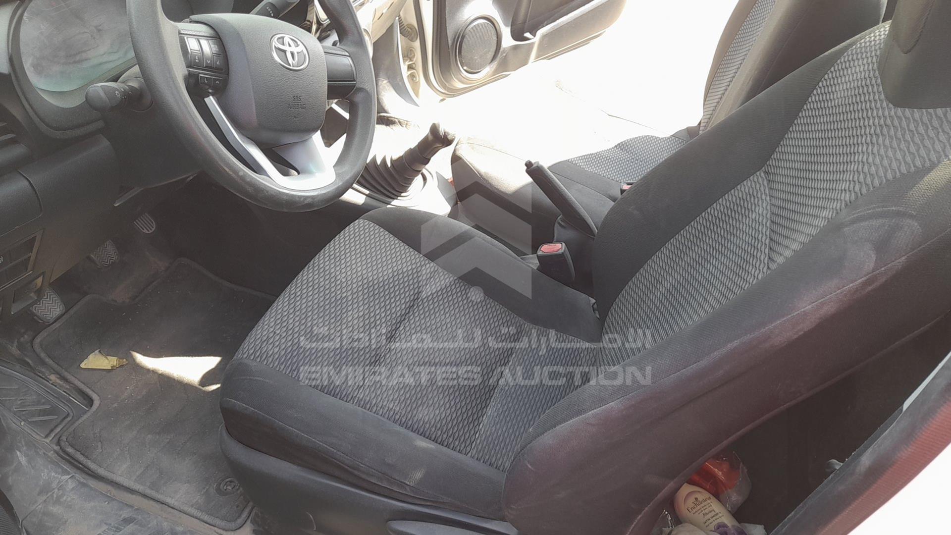 2020 TOYOTA HILUX VIN: MR0CX9CB3L3960489