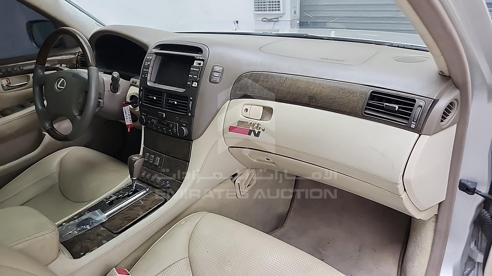 2002 LEXUS LS 430 VIN: JTHBN30F020078439