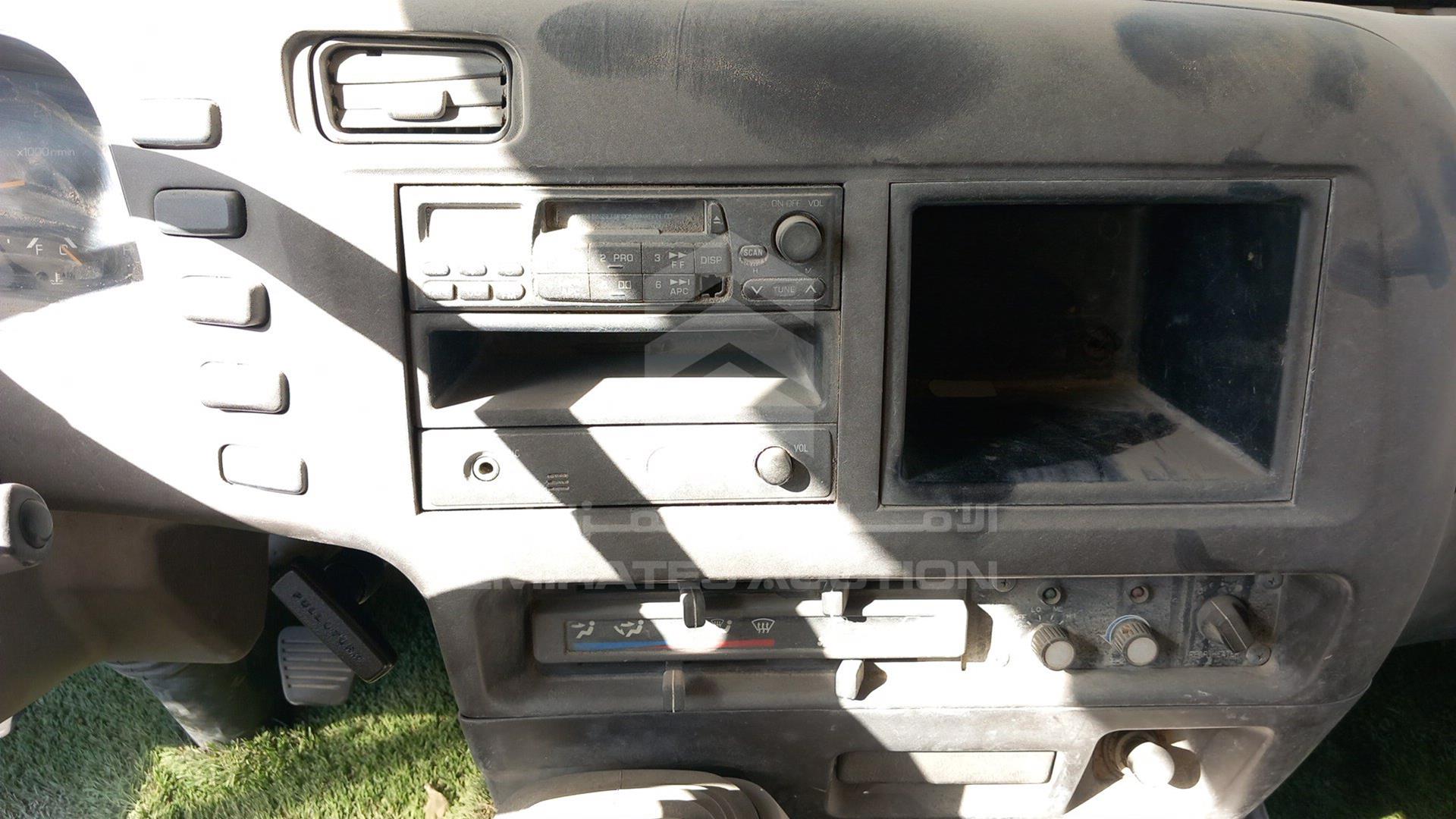 2005 MITSUBISHI ROSA VIN: JL5B3J6P05PD01701
