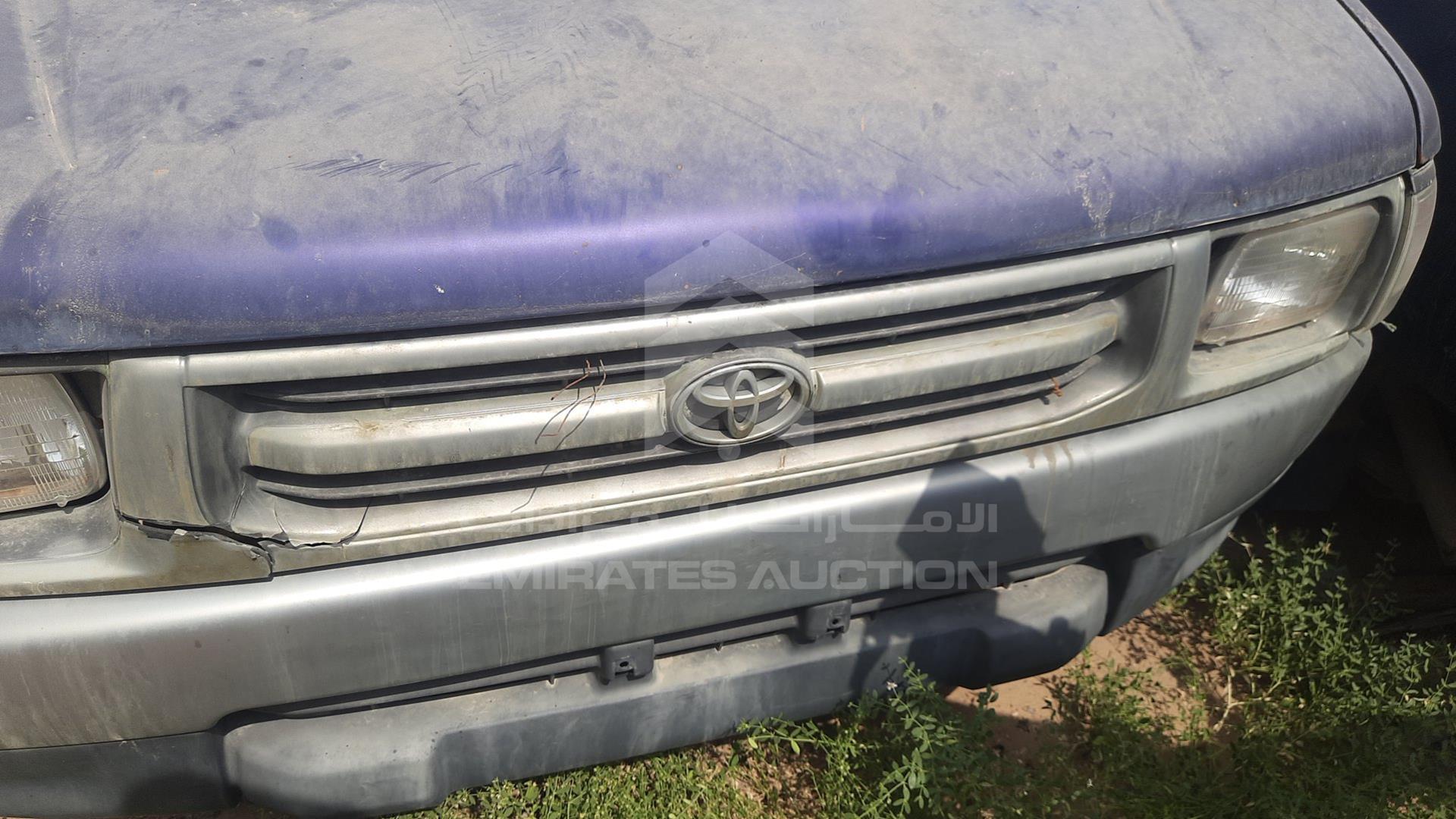 2001 TOYOTA HILUX VIN: JTFDE626810064268