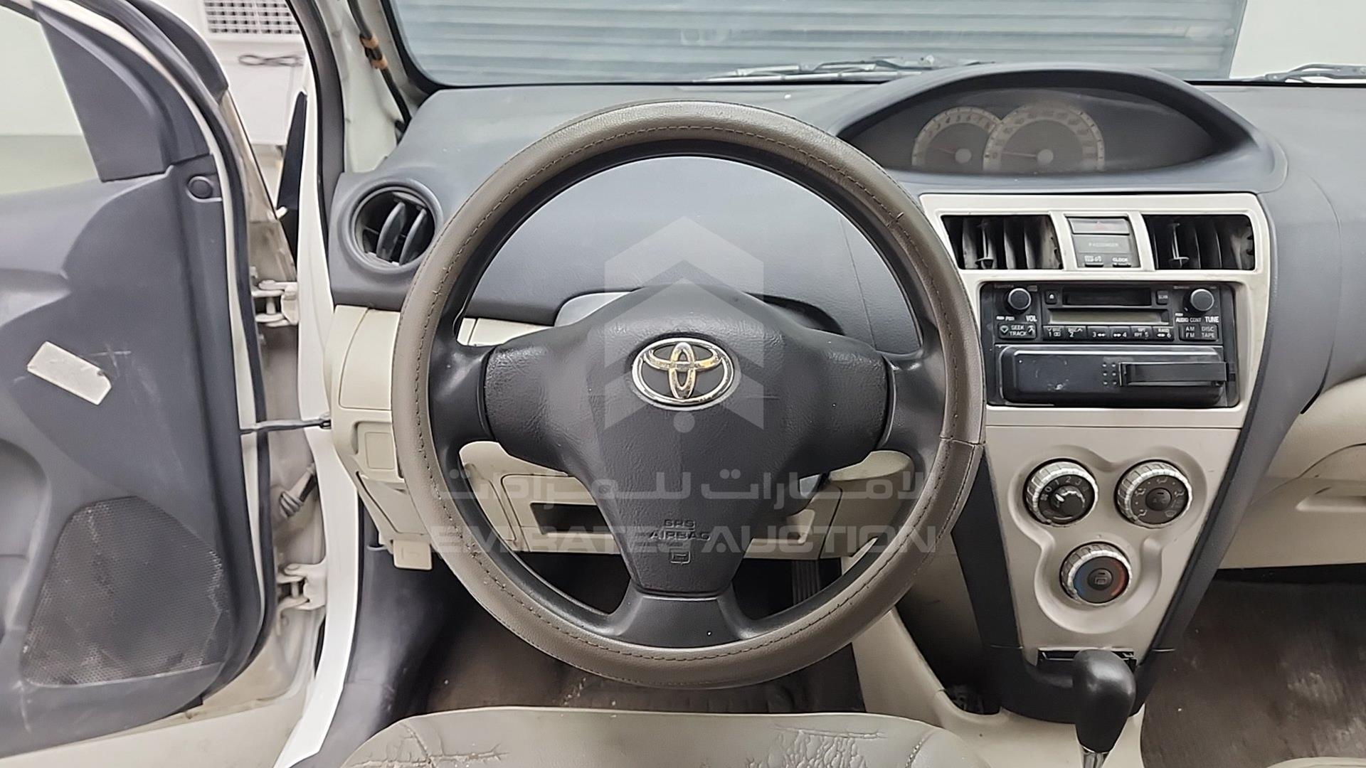 2006 TOYOTA YARIS VIN: JTDBW933961022096