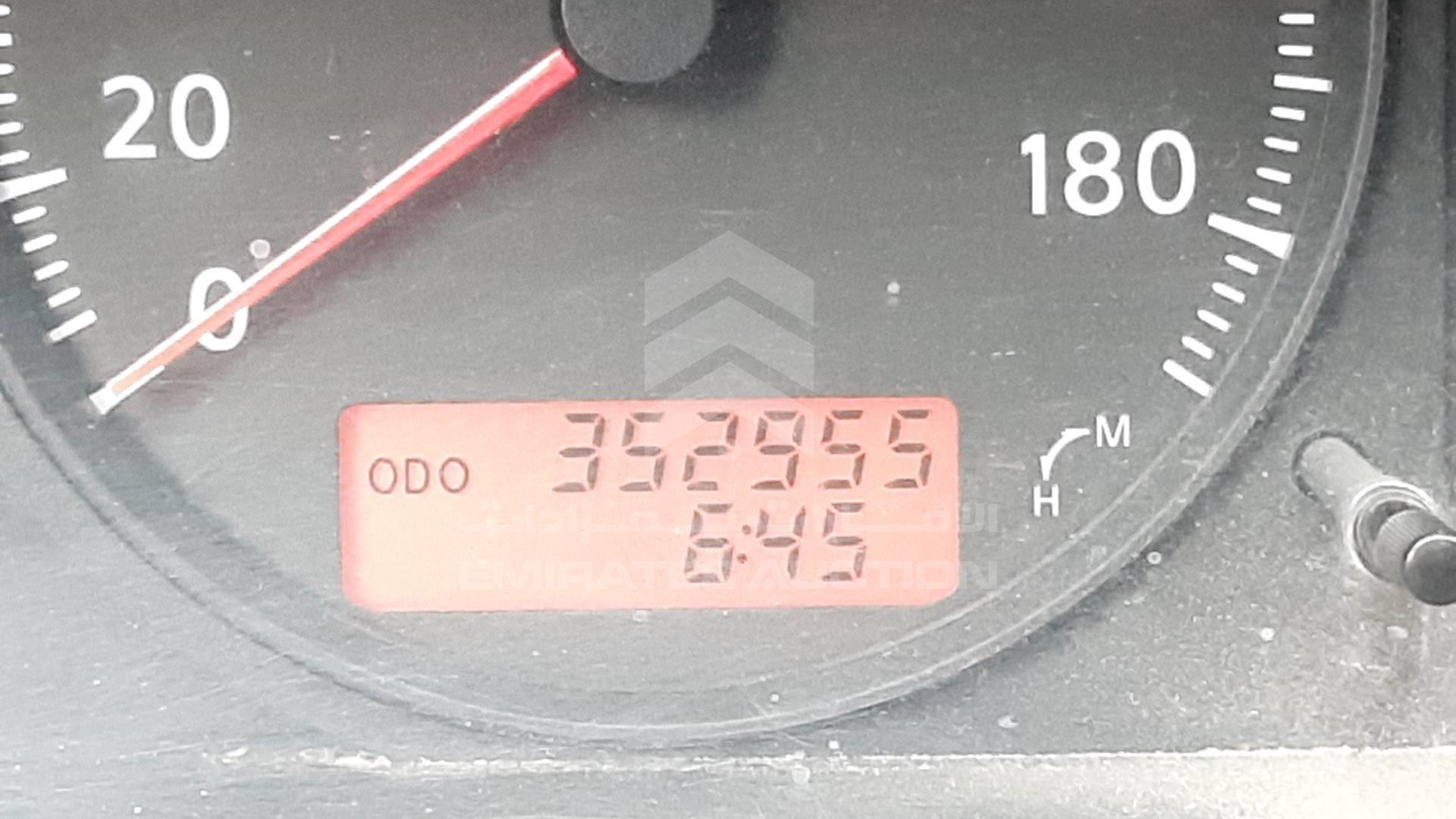 2013 NISSAN URVAN VIN: JN6AE54S5DX030426