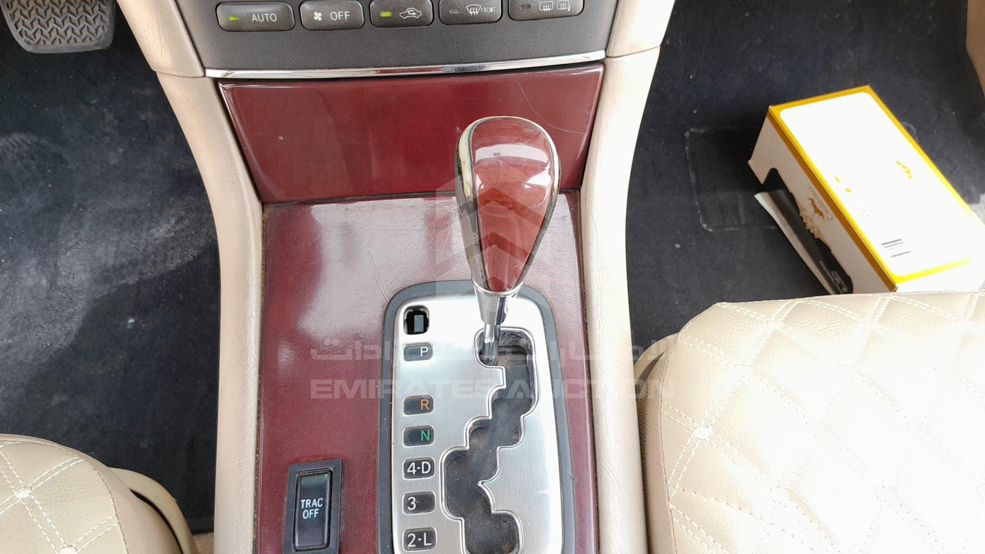 2005 LEXUS ES 330 VIN: JTHBA30G455082697